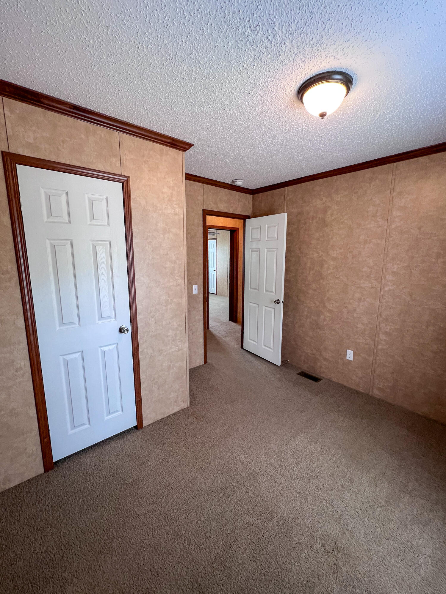 22115 County Road 271 Property Photo 28