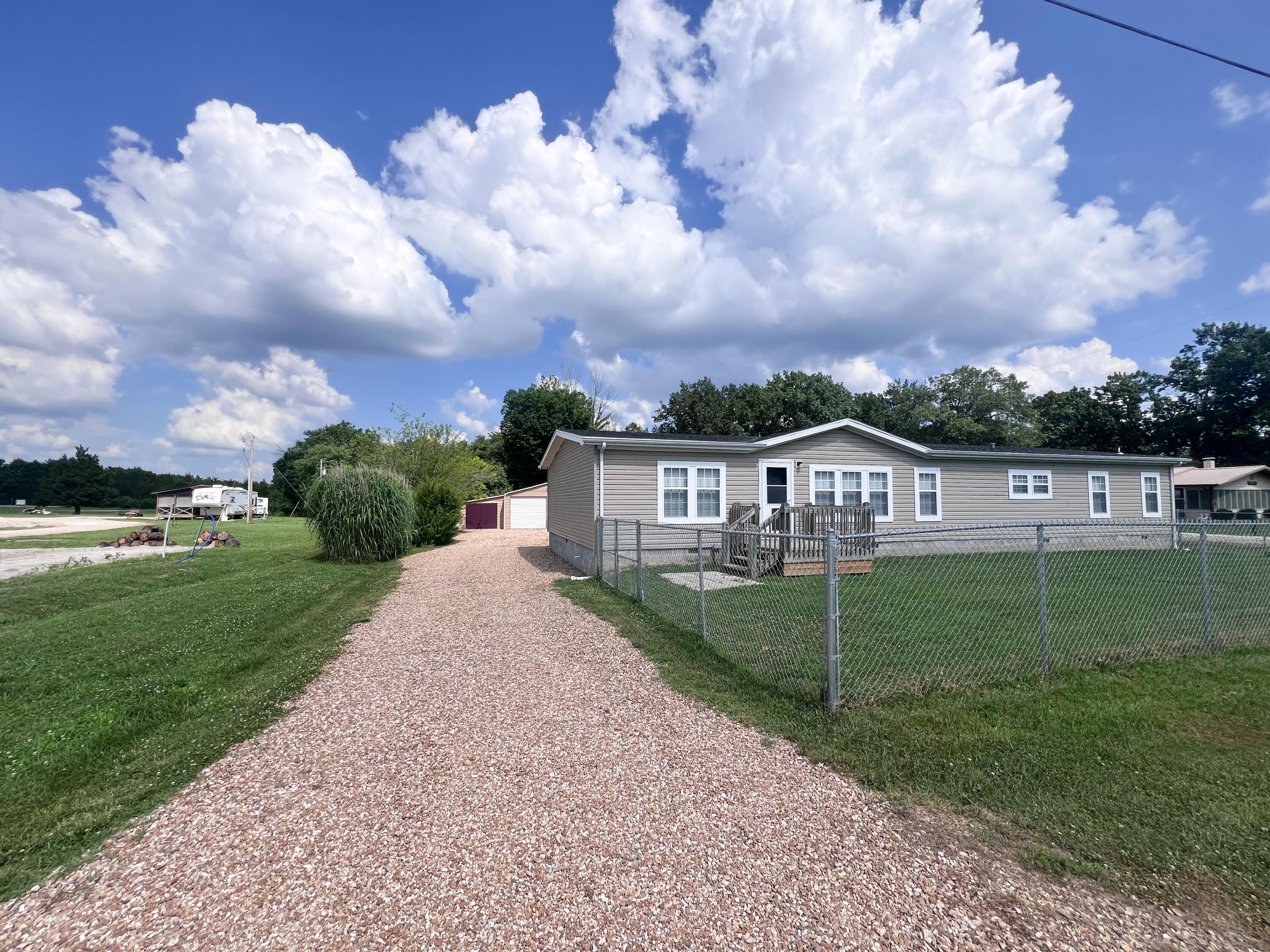 22115 County Road 271 Property Photo 48