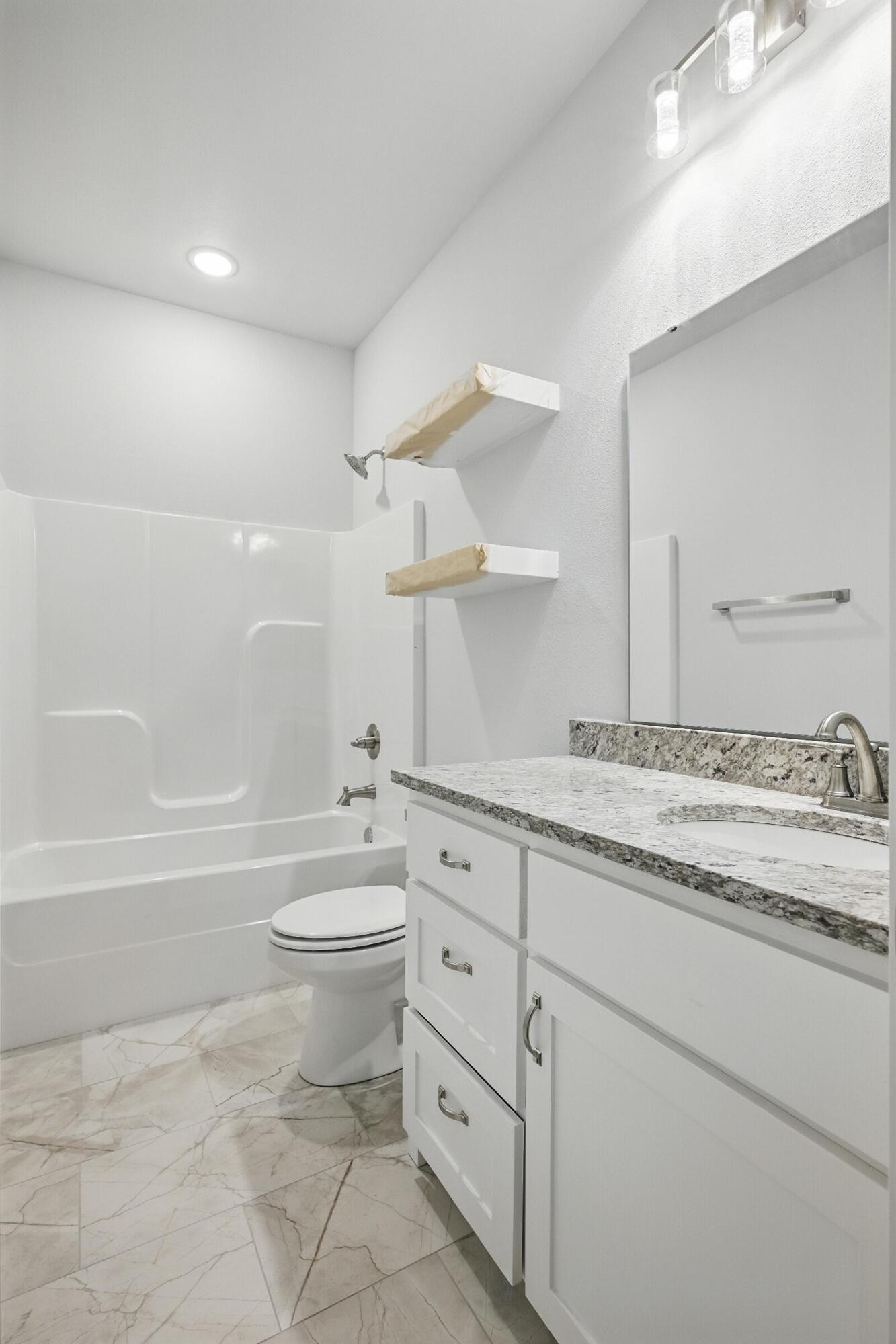 402 Barton Place Property Photo 18