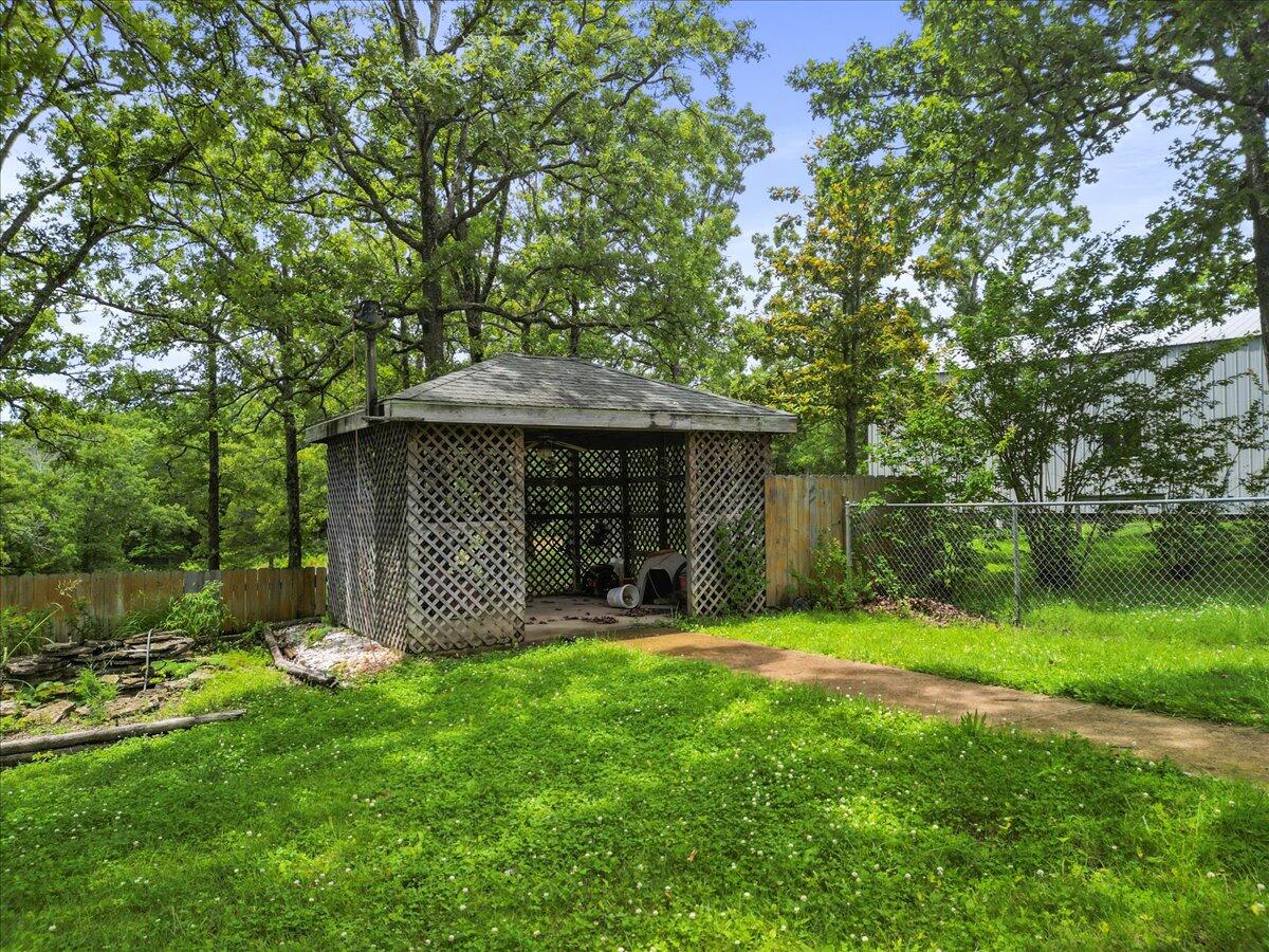 2631 State Highway W Property Photo 24