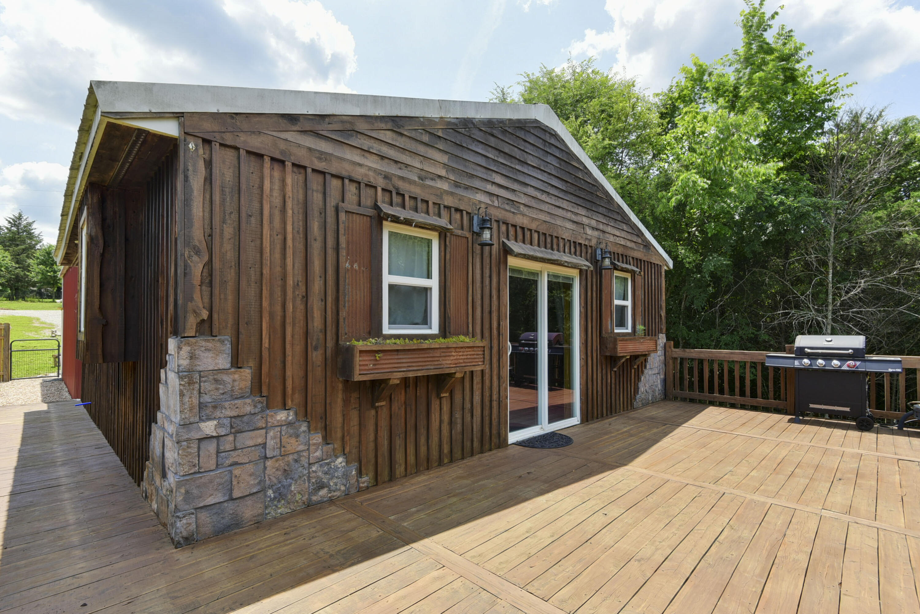145 Allison Bend Property Photo 1