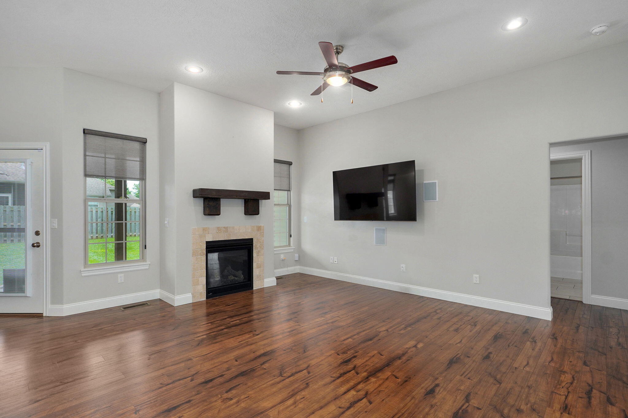 308 West Arlington Drive Property Photo 6