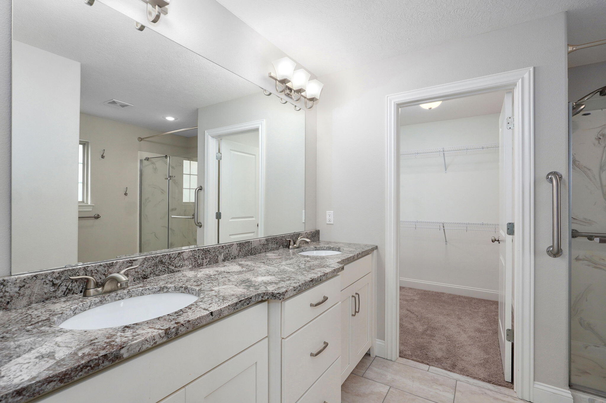 308 West Arlington Drive Property Photo 16