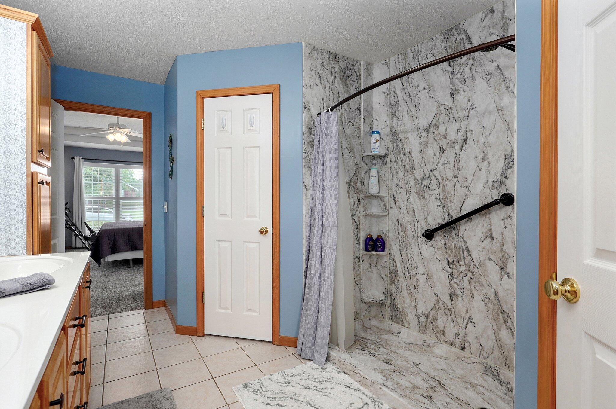 920 Bradford Court Property Photo 27