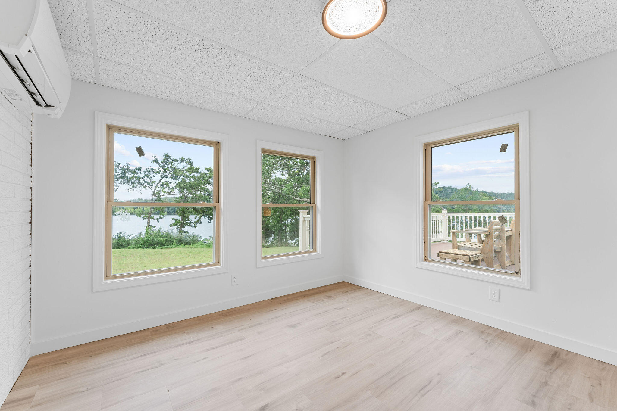 26237 Twin Rivers Drive Property Photo 23
