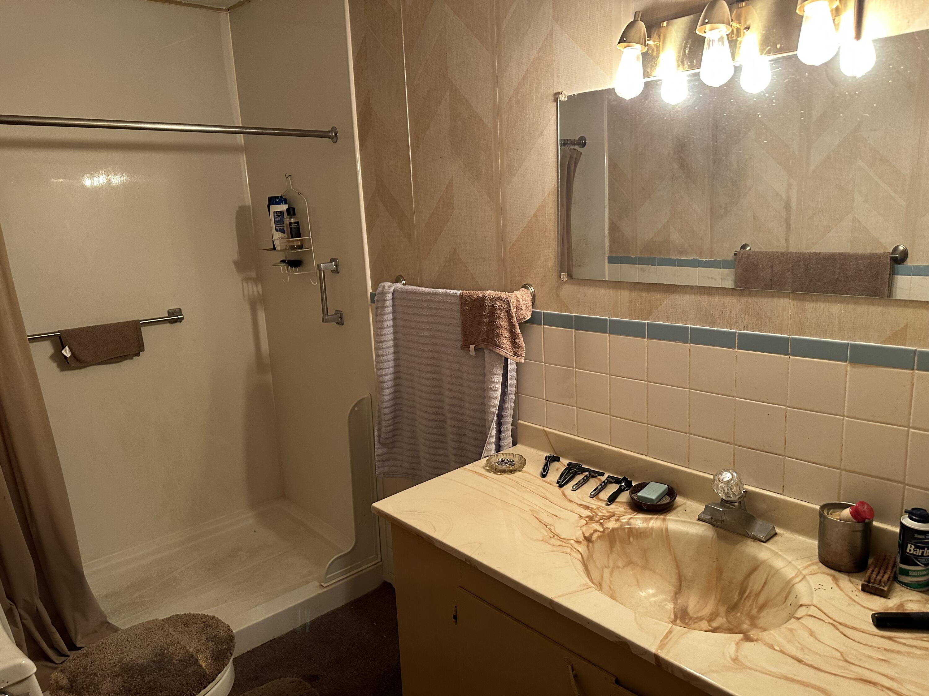1003 Adams Avenue Property Photo 7