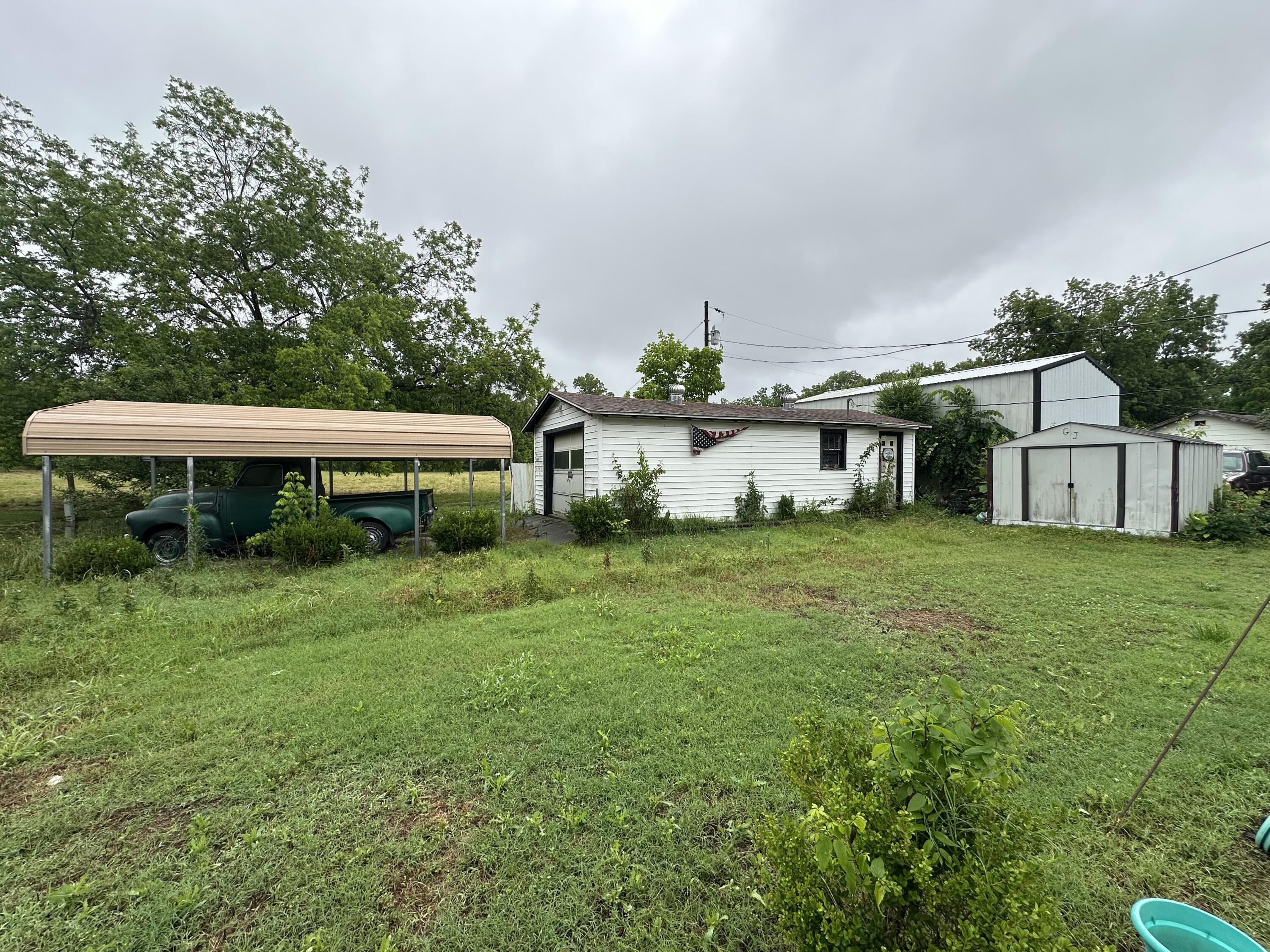 1003 Adams Avenue Property Photo 14