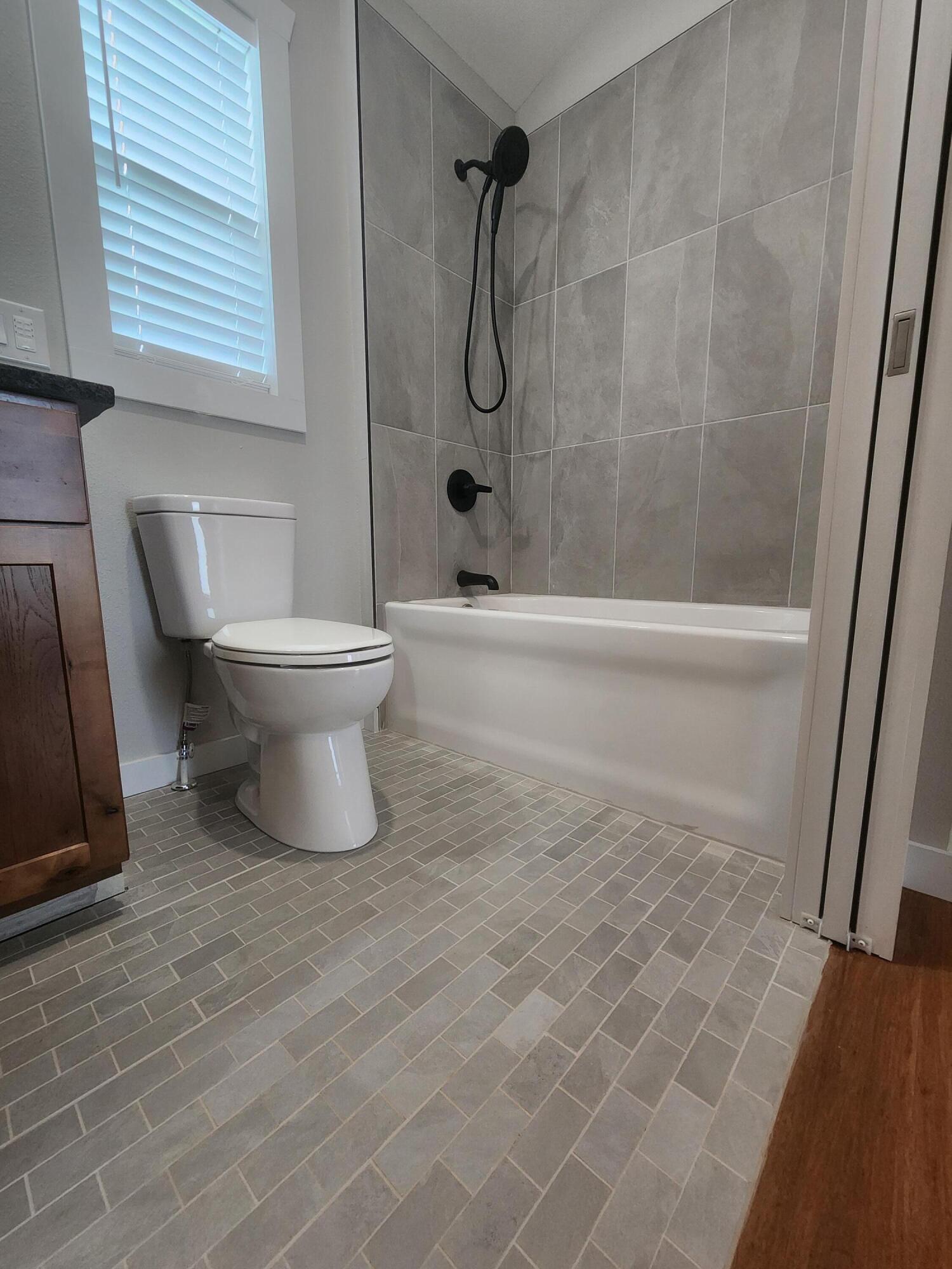 110 Cottage Brook Circle Property Photo 12