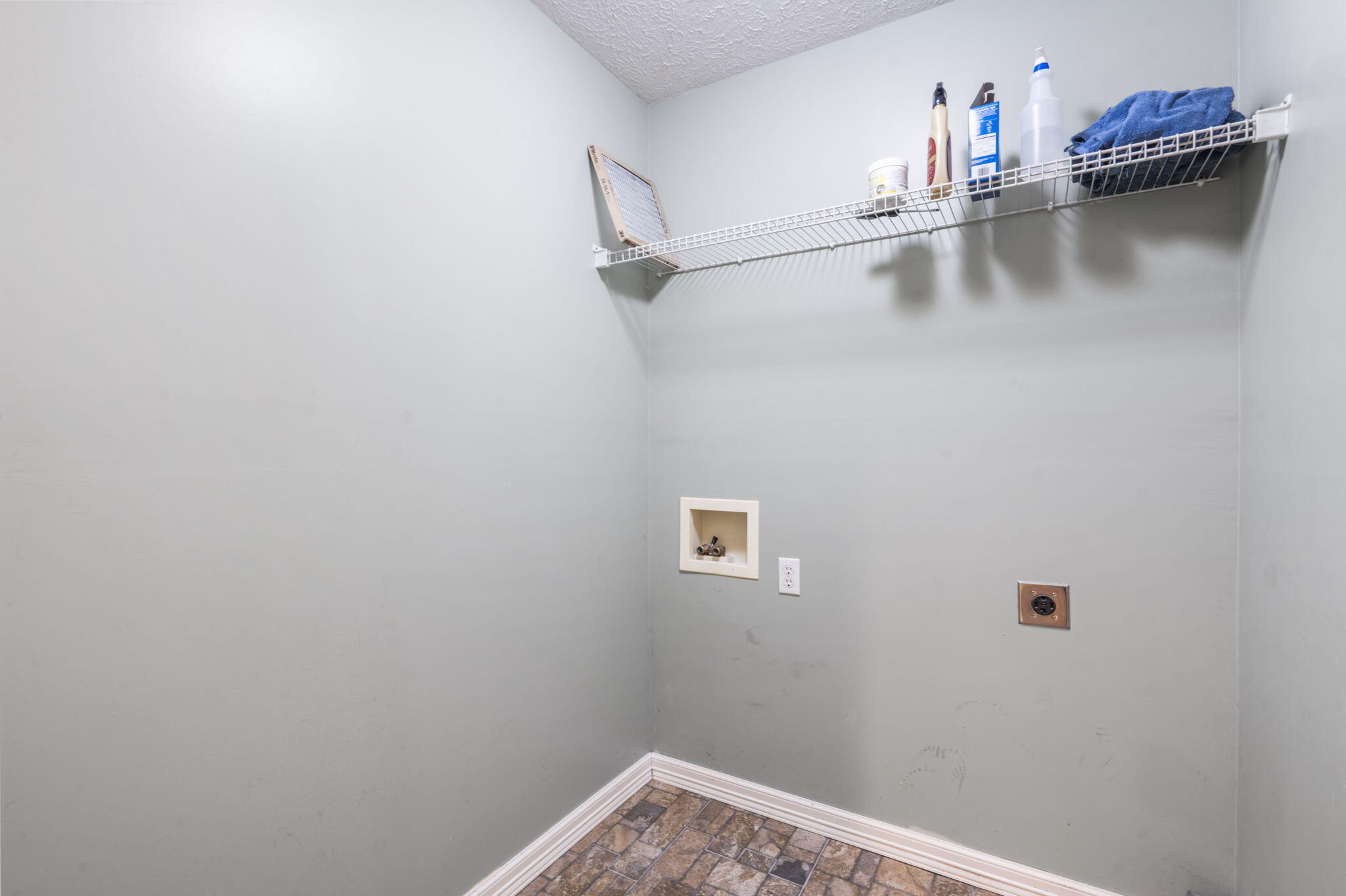 904 South 14th Avenue Property Photo 11