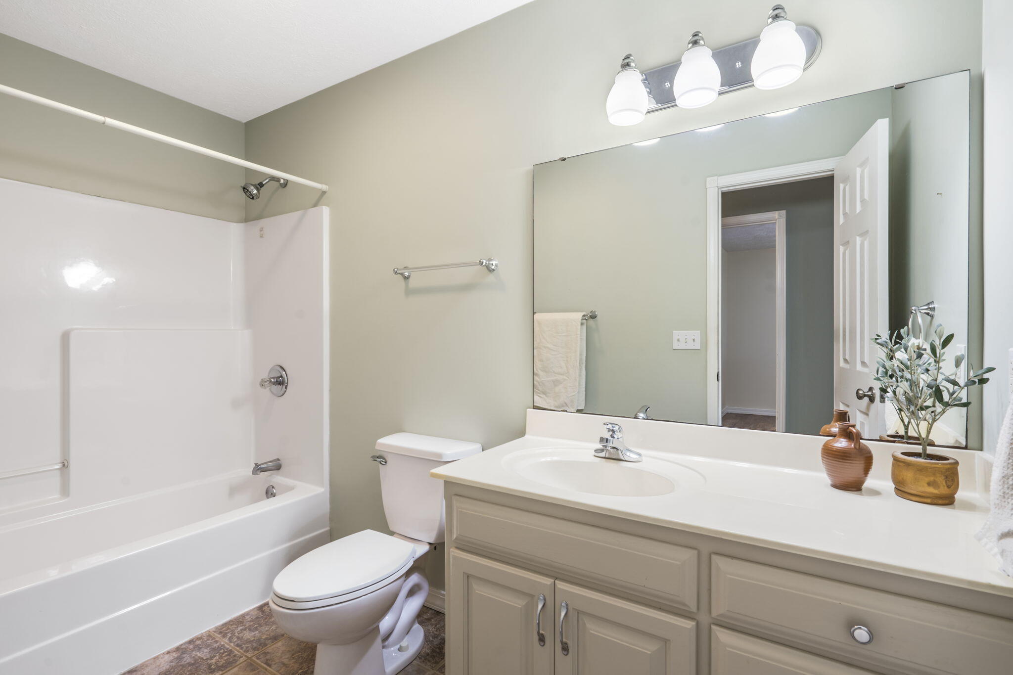 904 South 14th Avenue Property Photo 14