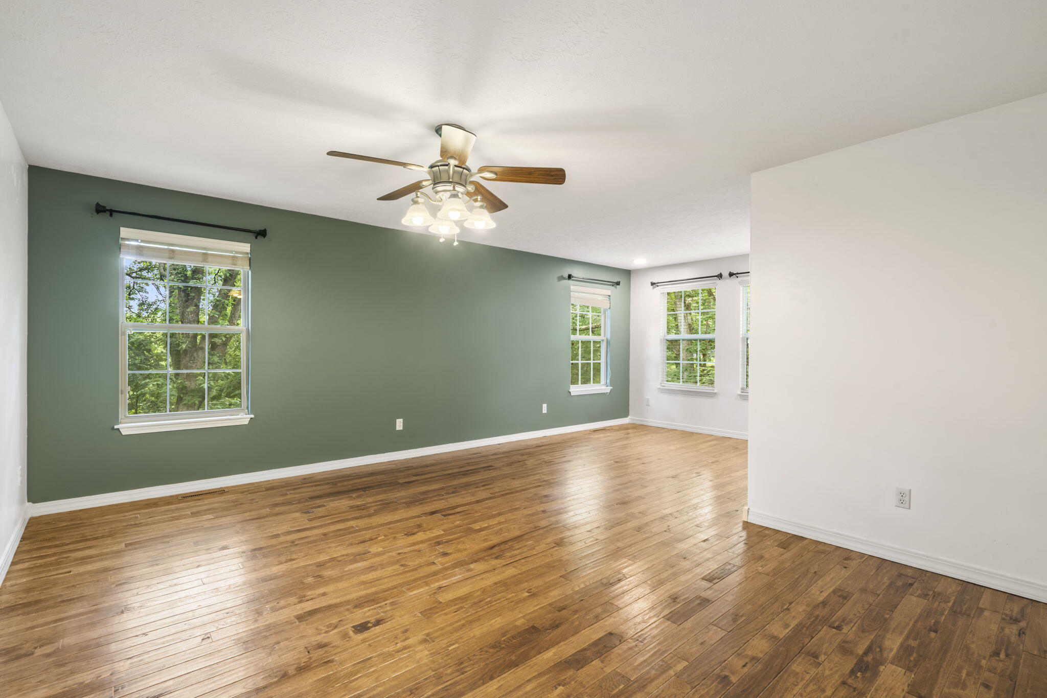 904 South 14th Avenue Property Photo 15