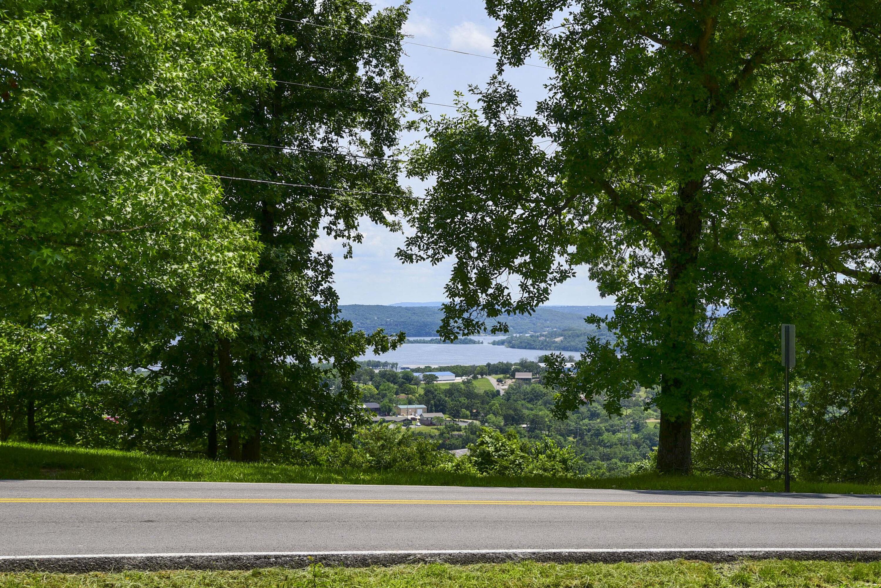 102 James River Road Property Photo 2