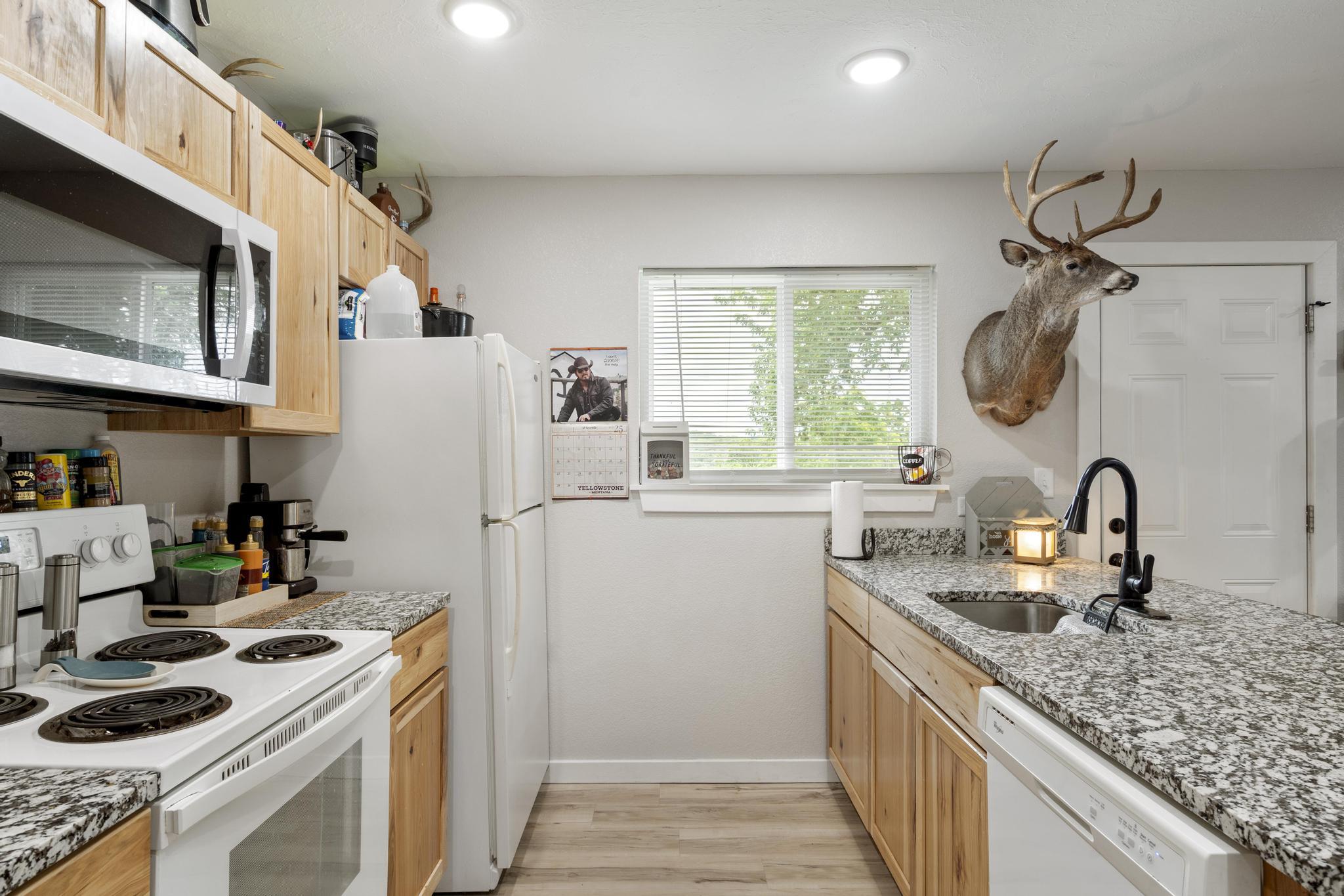 166 Seaman Street Property Photo 19