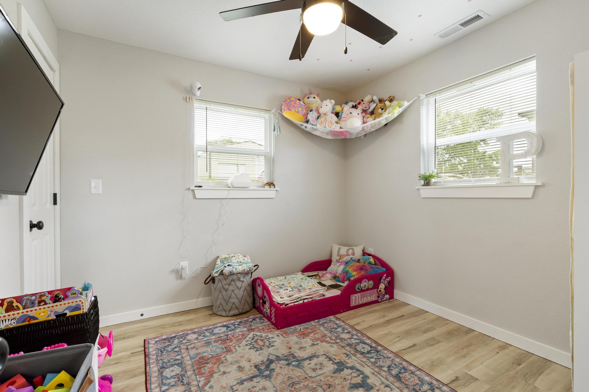 166 Seaman Street Property Photo 26