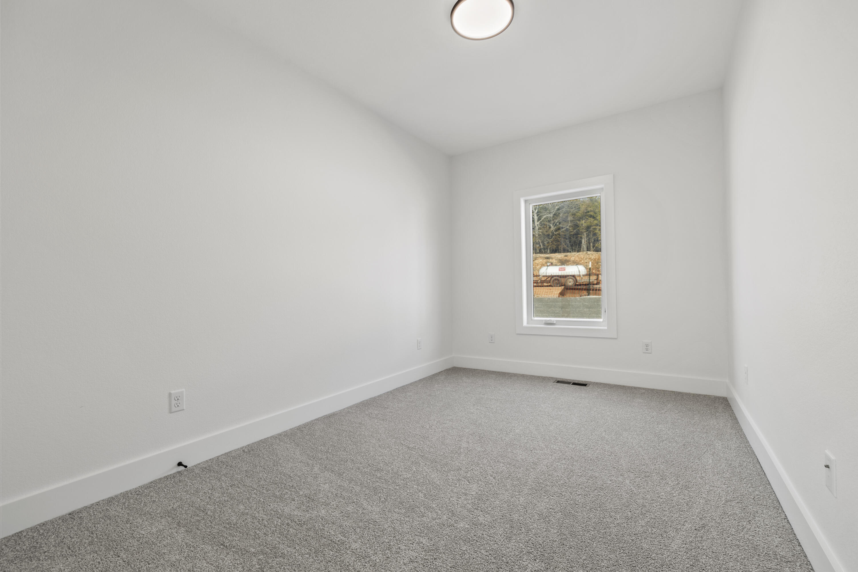 40 Cocobolo Drive Property Photo 13