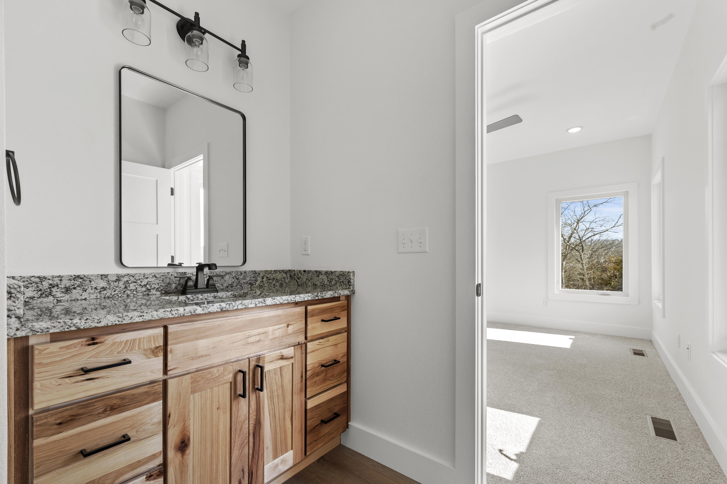 40 Cocobolo Drive Property Photo 28