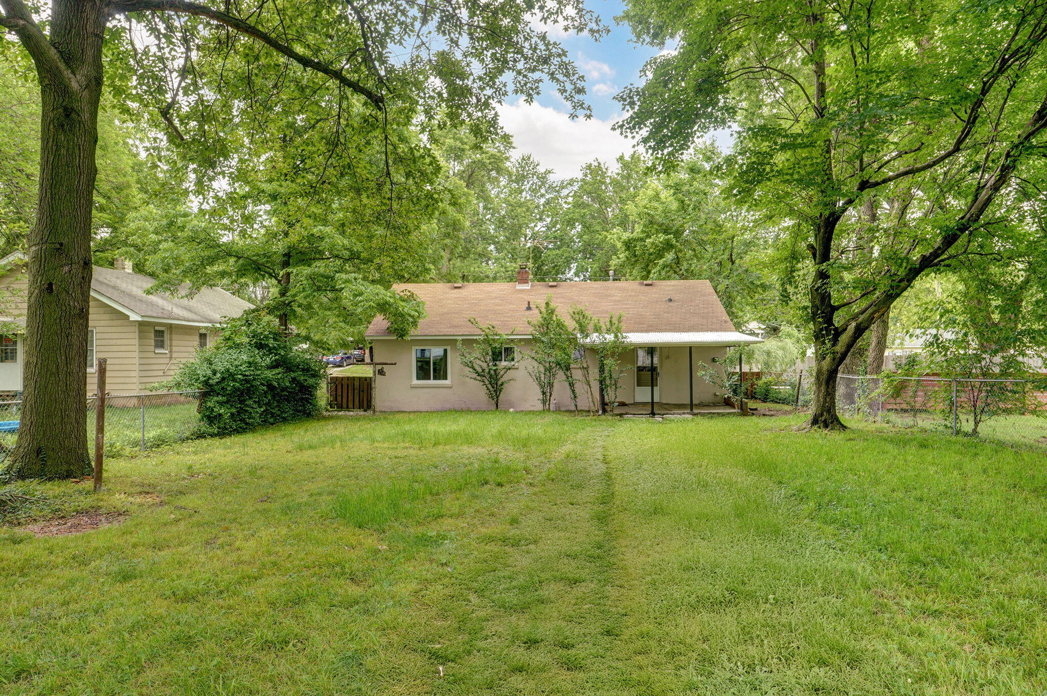 1516 West Lee Street Property Photo 22