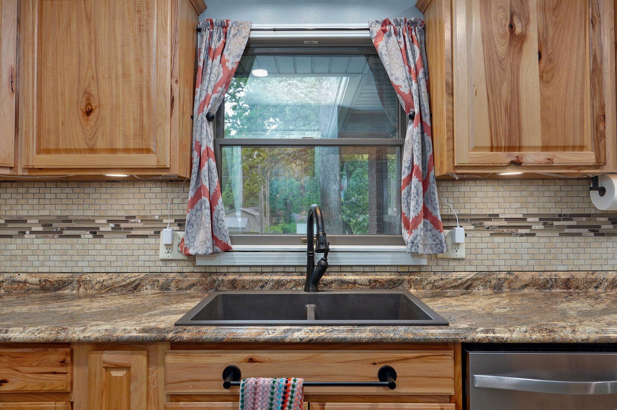 1190 West Bradley Street Property Photo 12