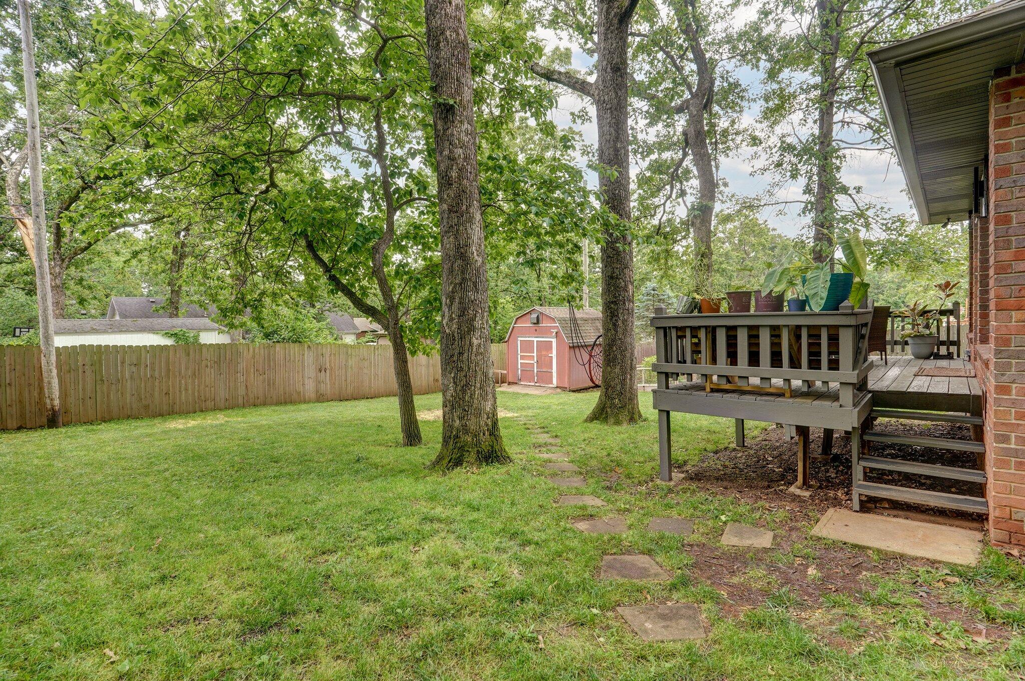 1190 West Bradley Street Property Photo 27