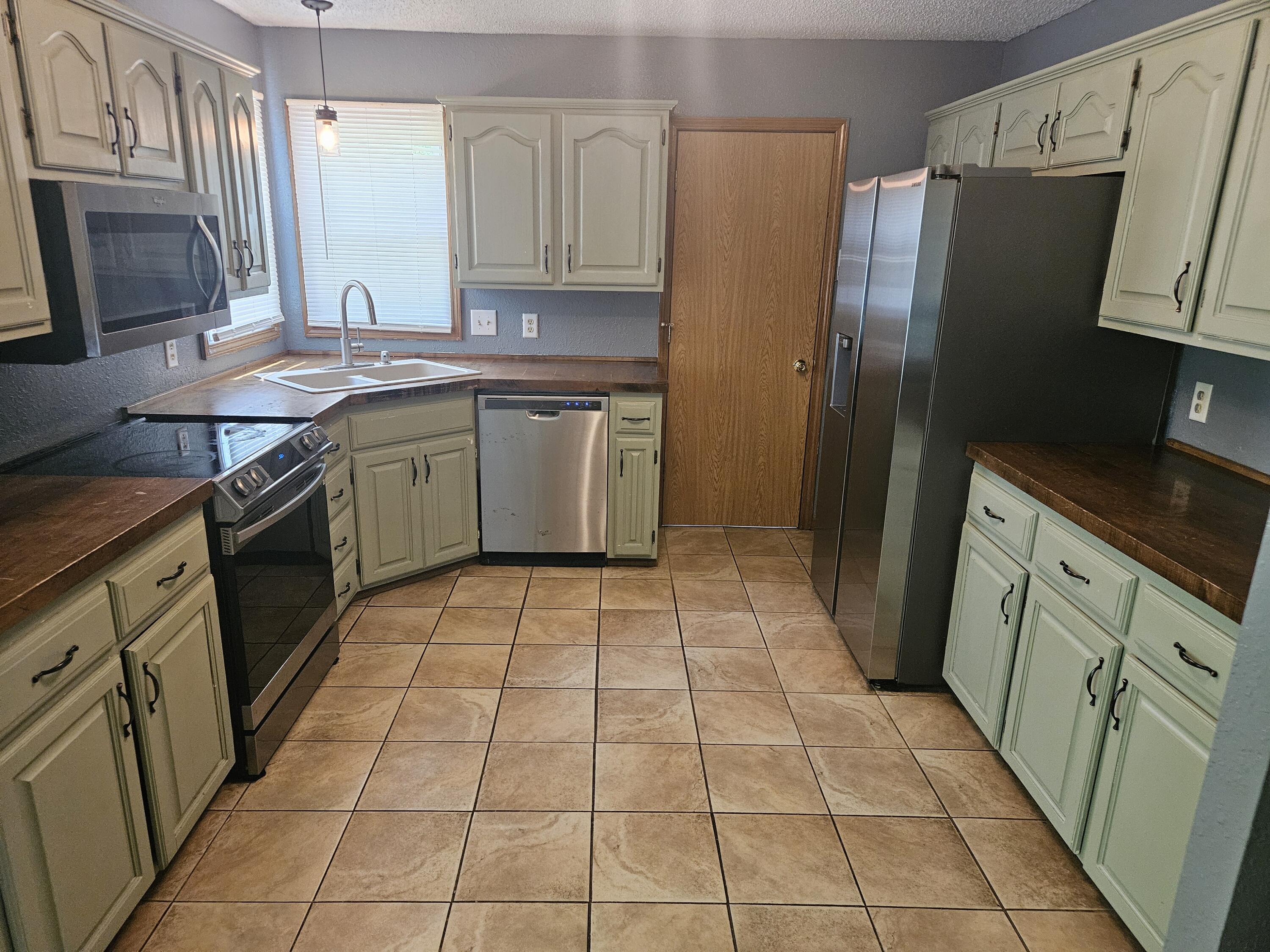 108 Prince Street Property Photo 8