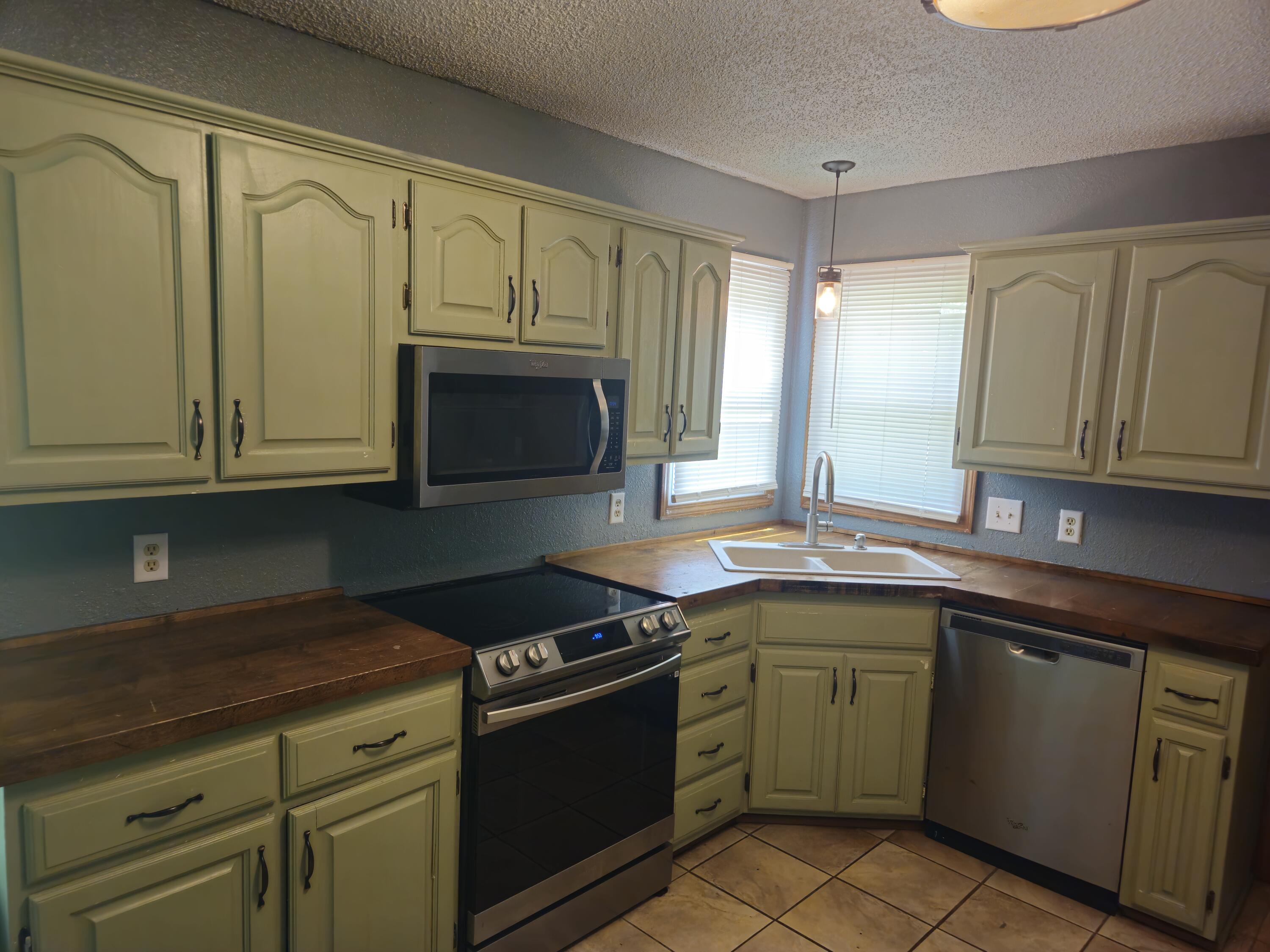 108 Prince Street Property Photo 11