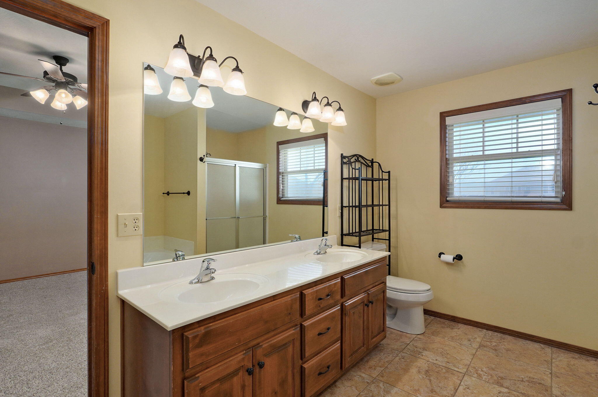 3684 Bridgewood Avenue North Property Photo 26