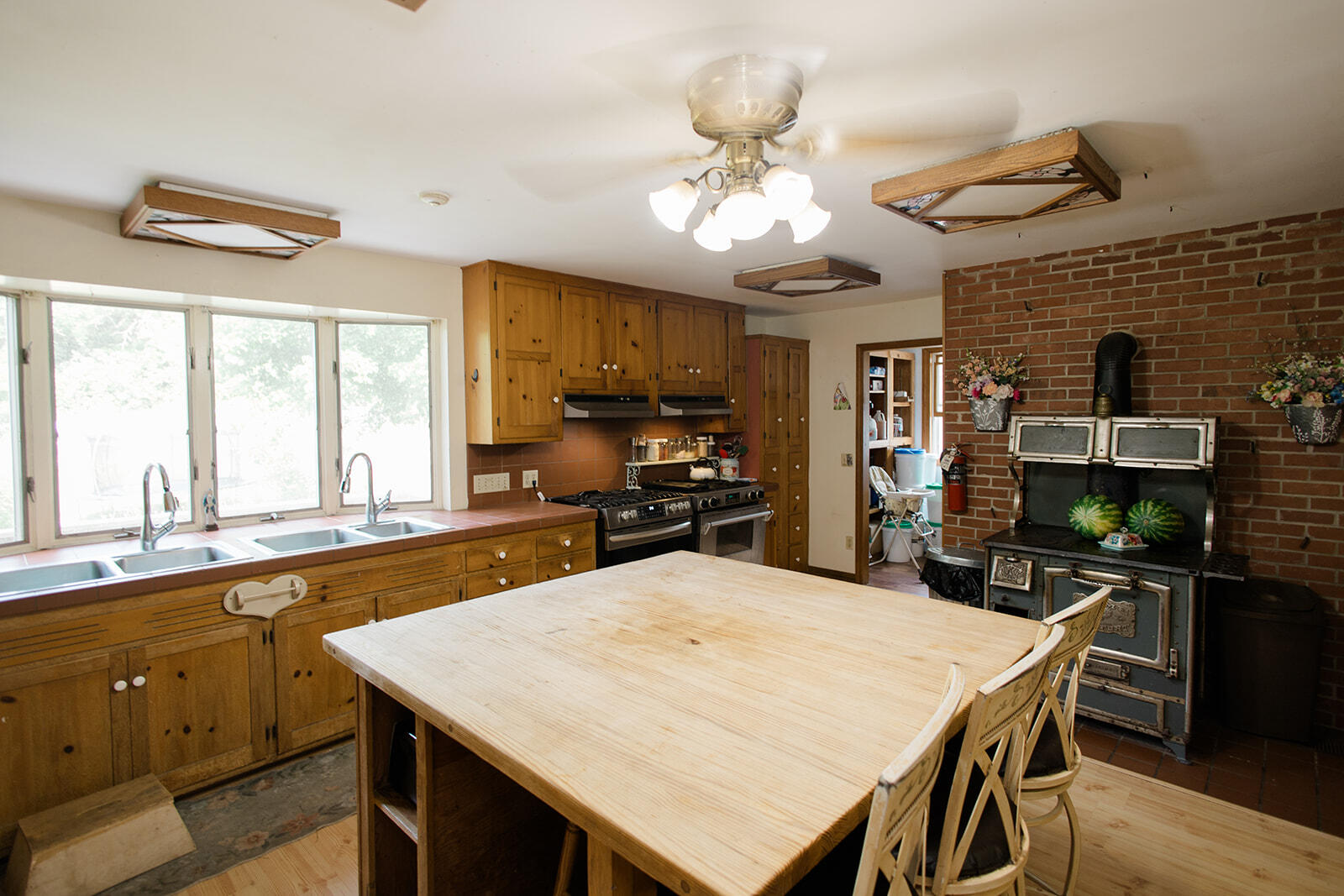 19429 East State Highway 14 Property Photo 20