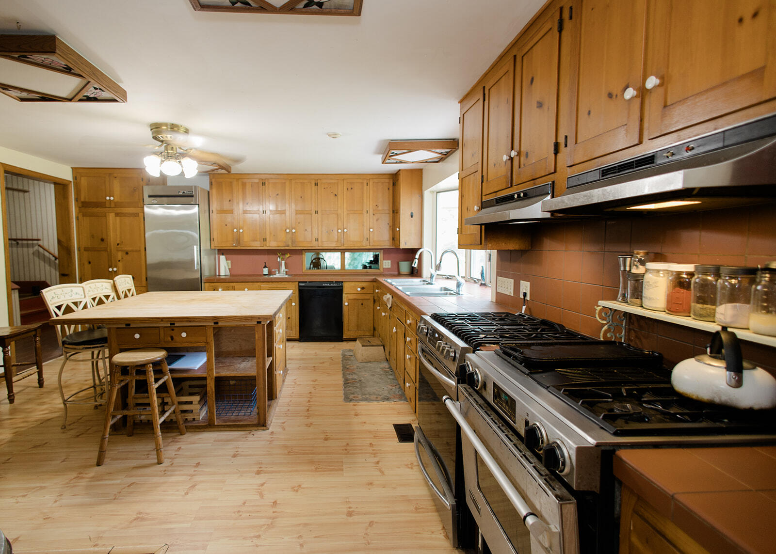 19429 East State Highway 14 Property Photo 23