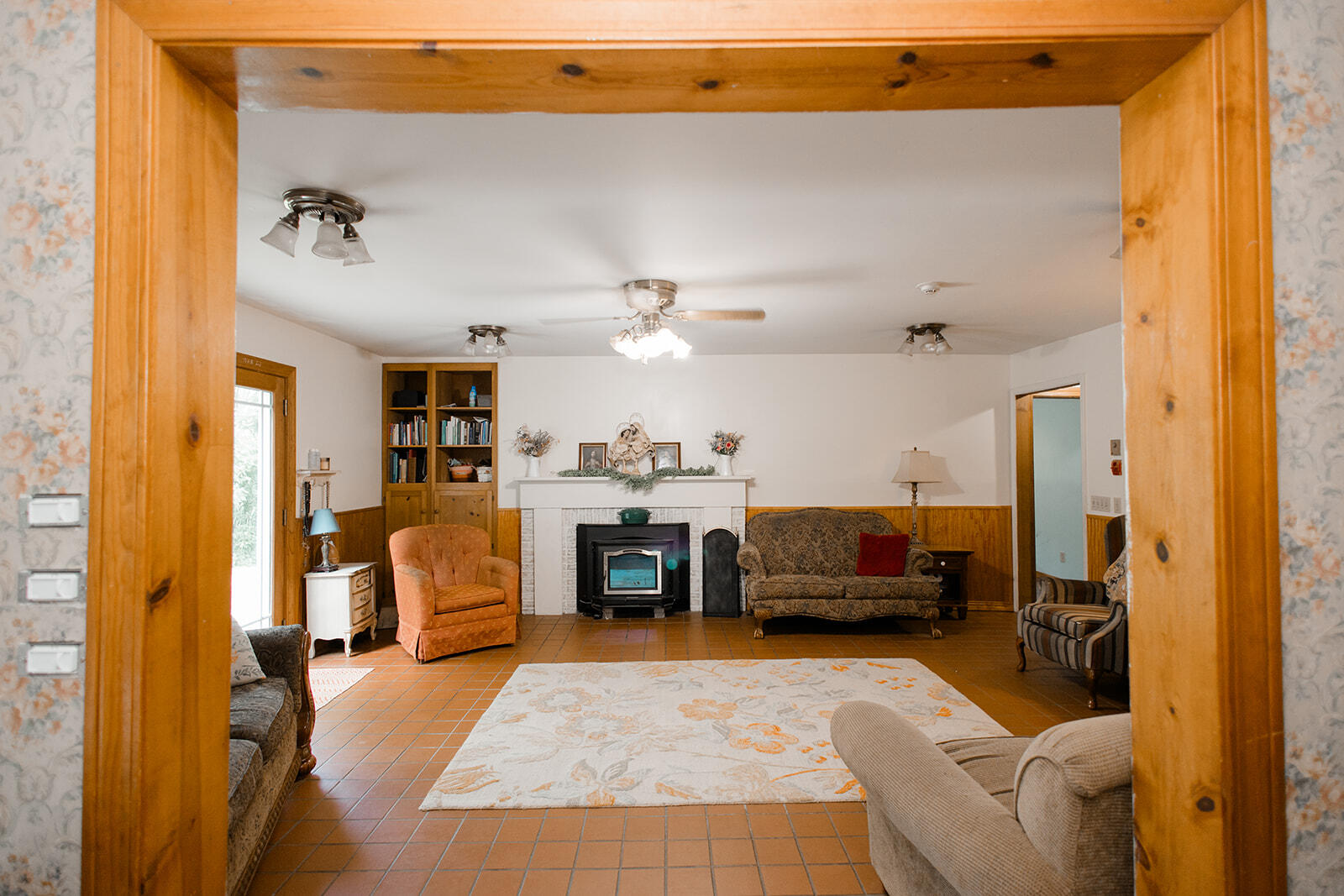 19429 East State Highway 14 Property Photo 36