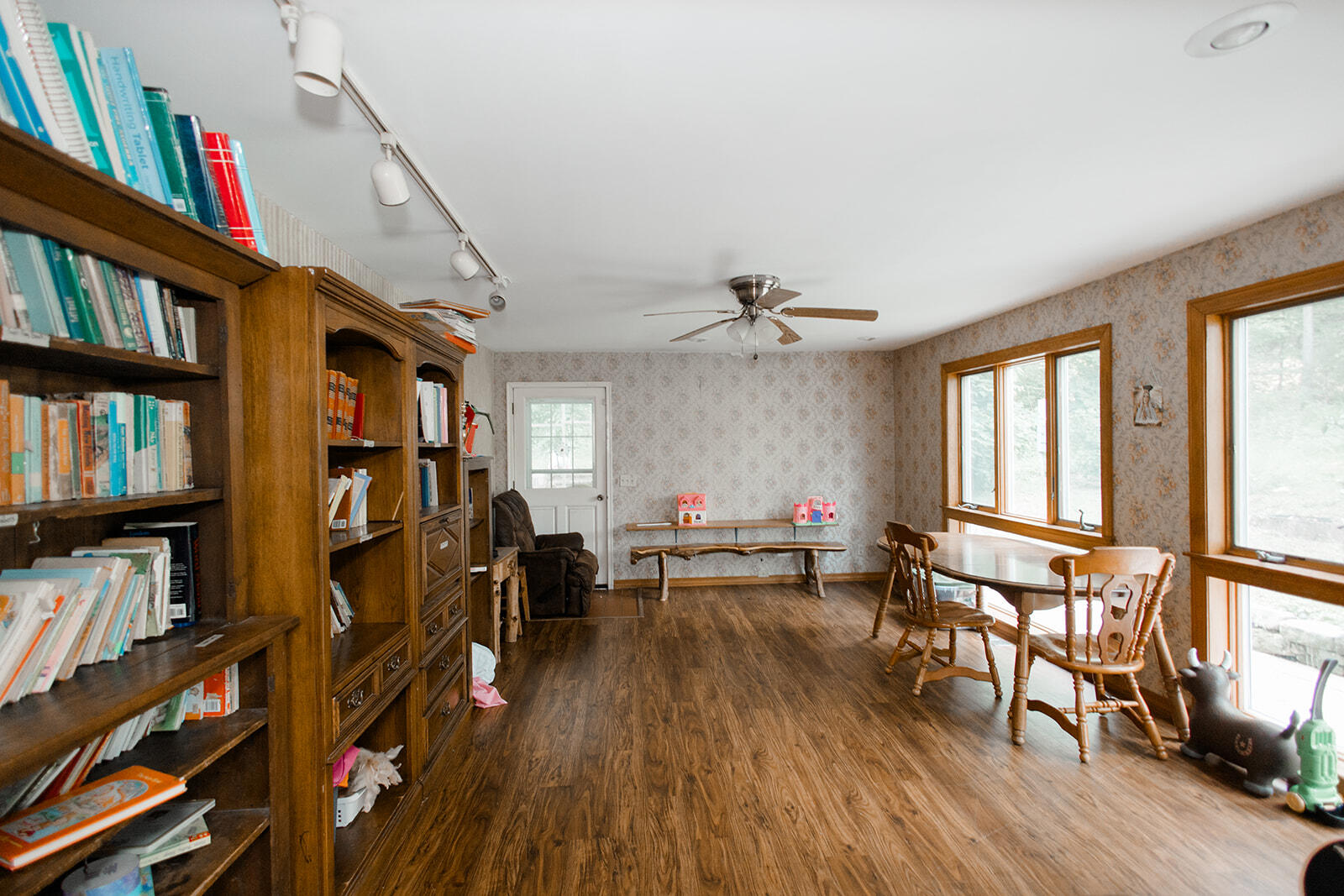 19429 East State Highway 14 Property Photo 37