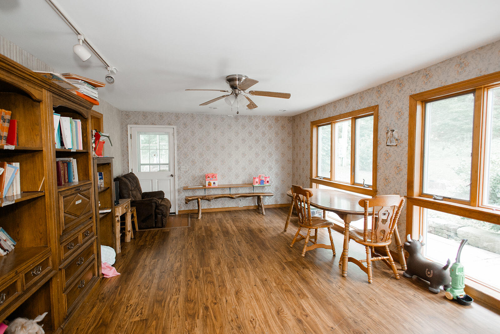 19429 East State Highway 14 Property Photo 38