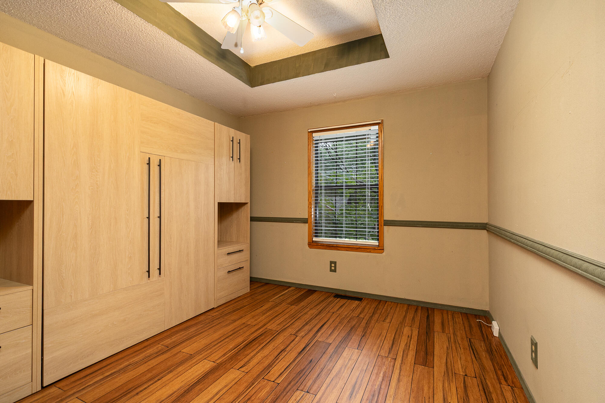 3841 West Woodland Street Property Photo 25