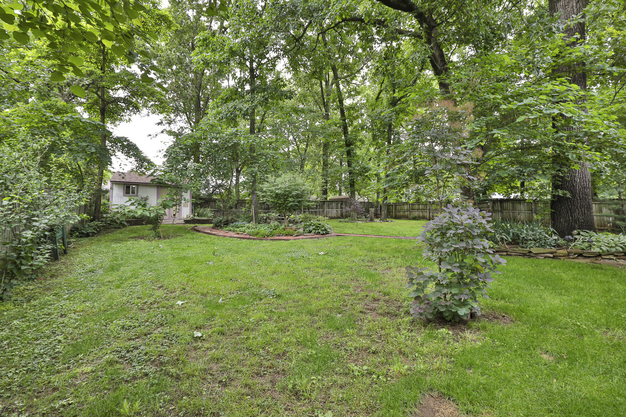 3841 West Woodland Street Property Photo 33