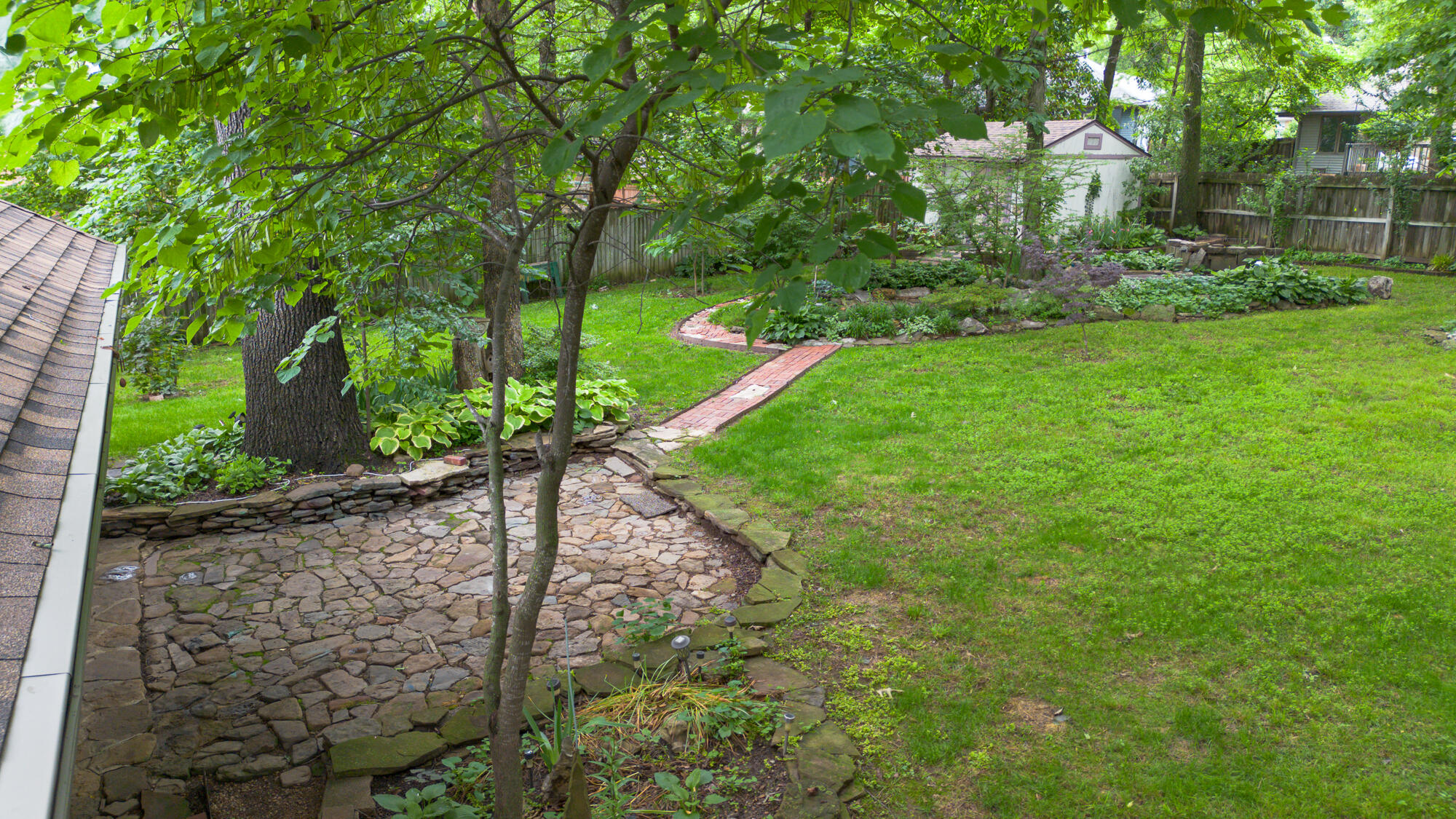 3841 West Woodland Street Property Photo 45