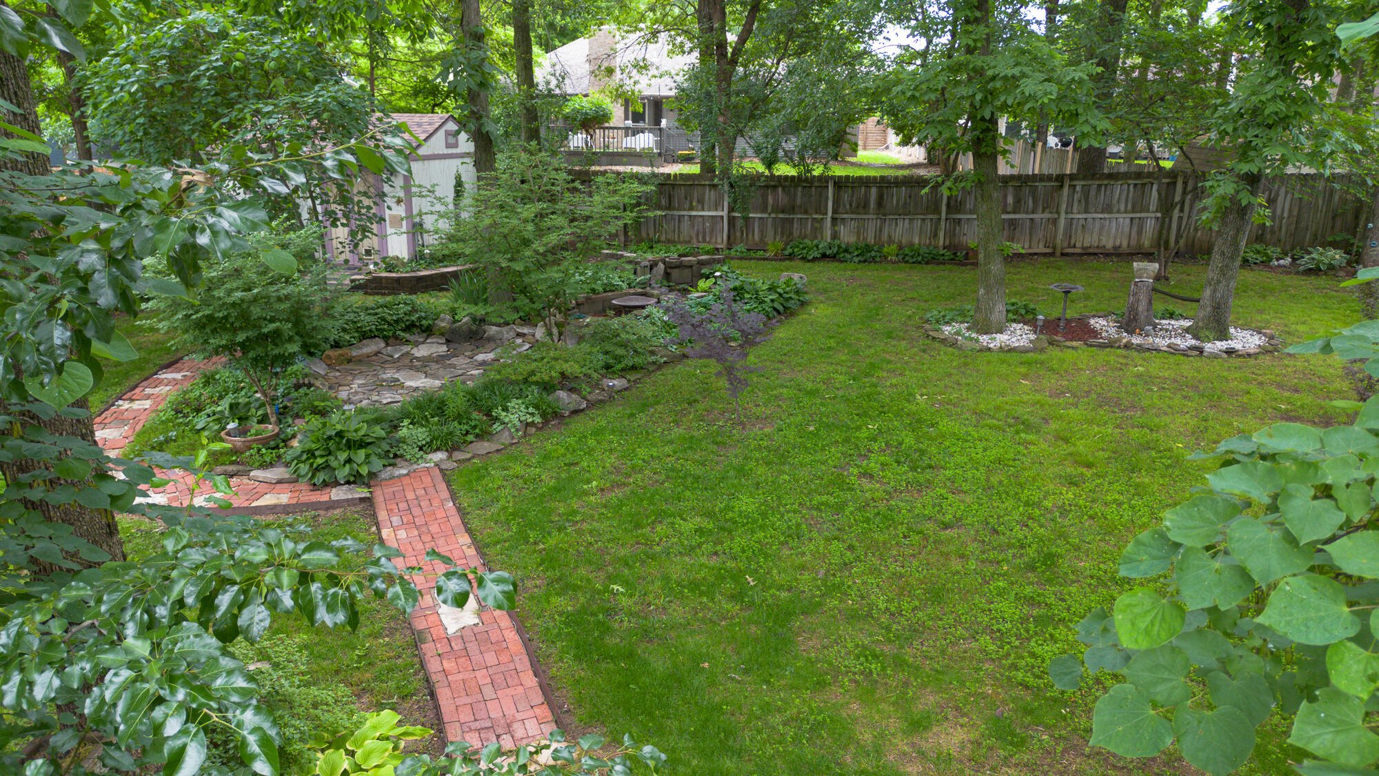 3841 West Woodland Street Property Photo 46