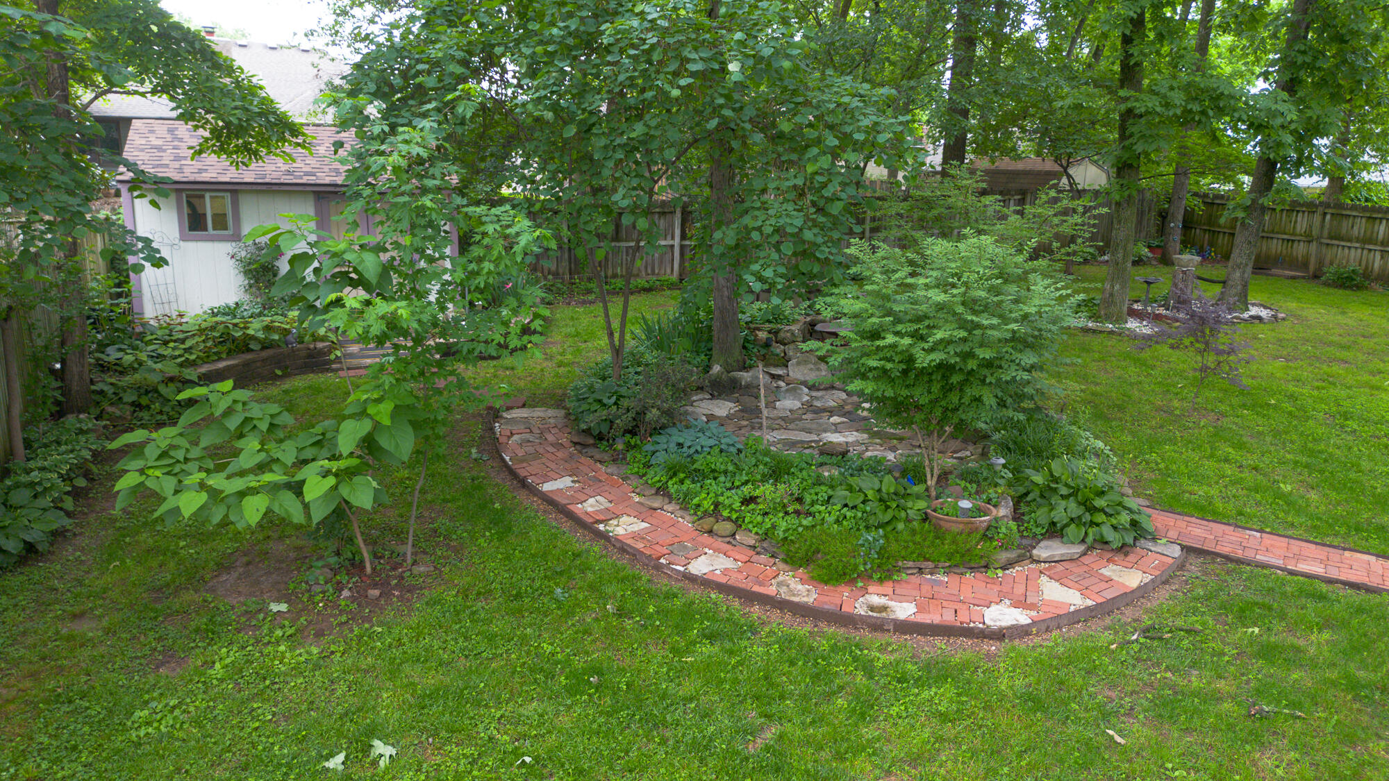 3841 West Woodland Street Property Photo 49