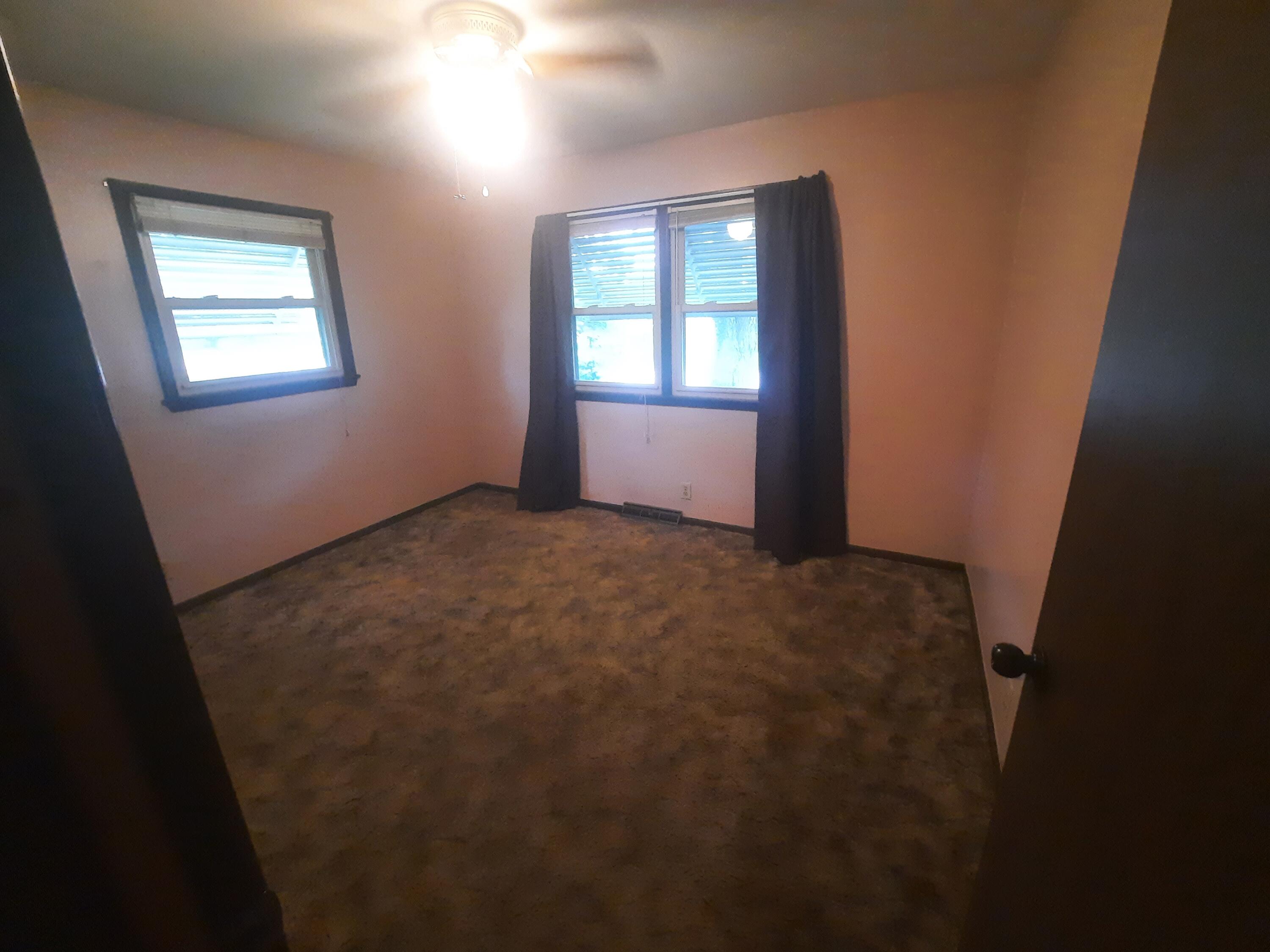 2504 North Clayton Avenue Property Photo 9