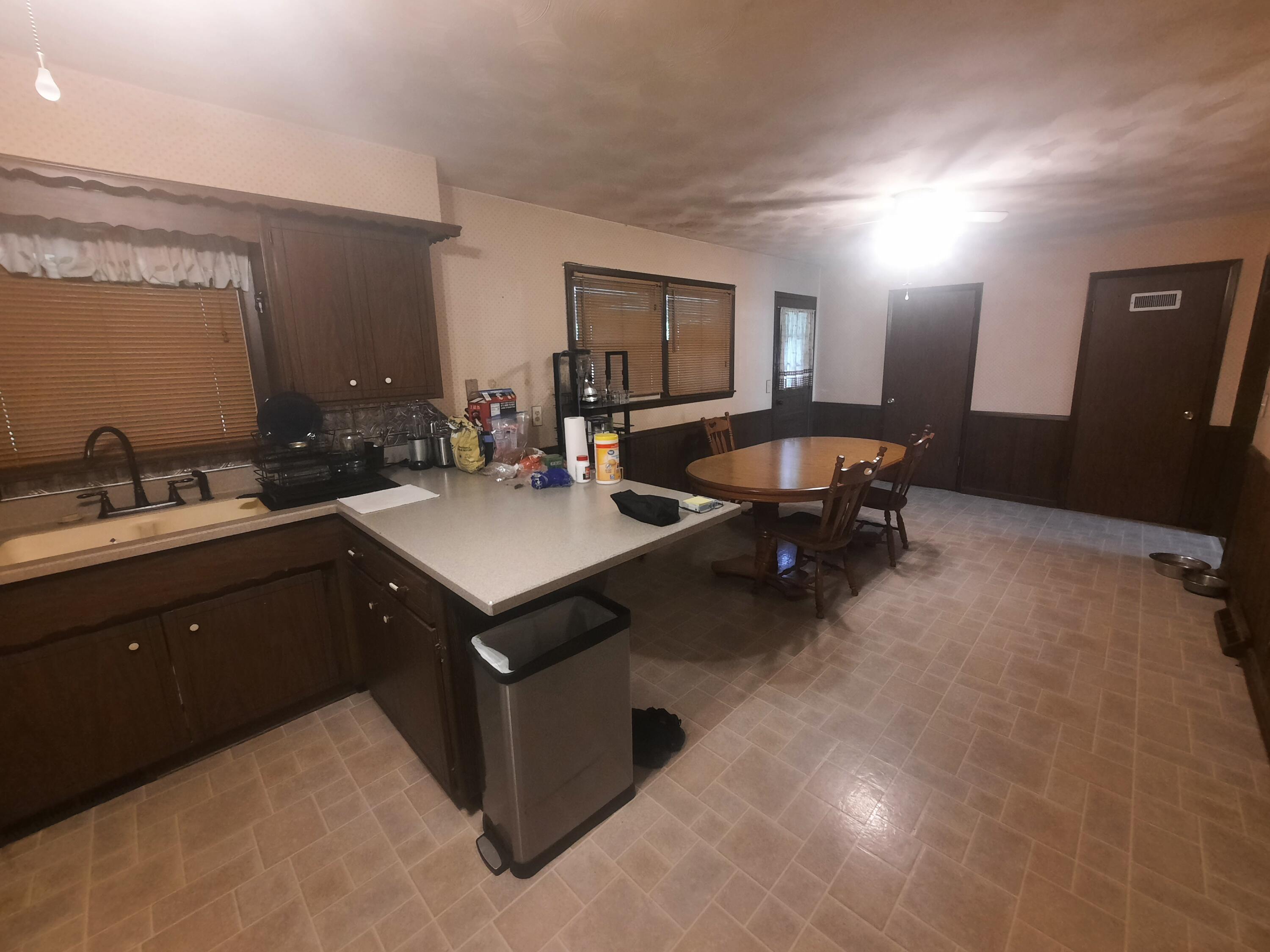 2504 North Clayton Avenue Property Photo 14