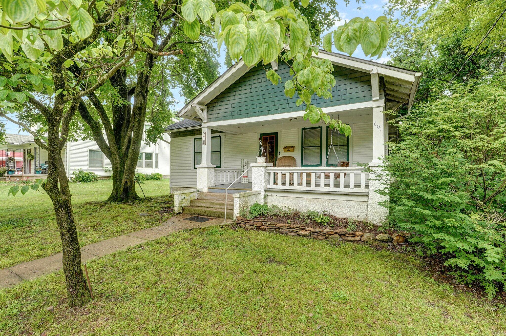601 South Madison Avenue Property Photo 27