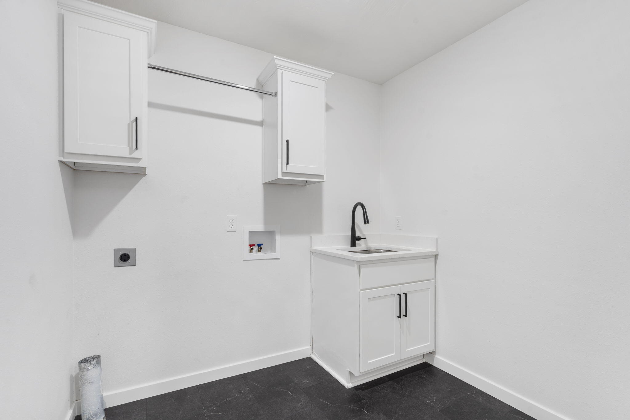 1257 West Gaslight Drive Property Photo 17