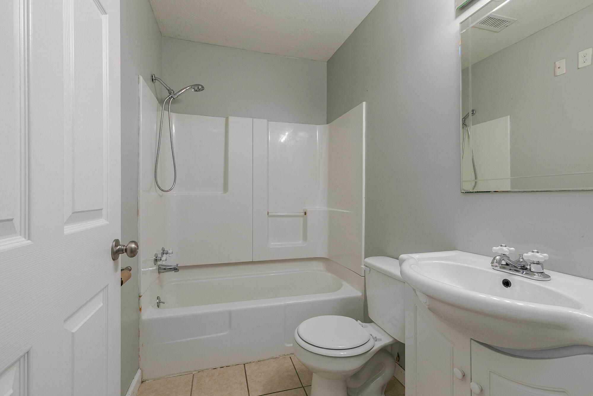 2148 North Grant Avenue Property Photo 13