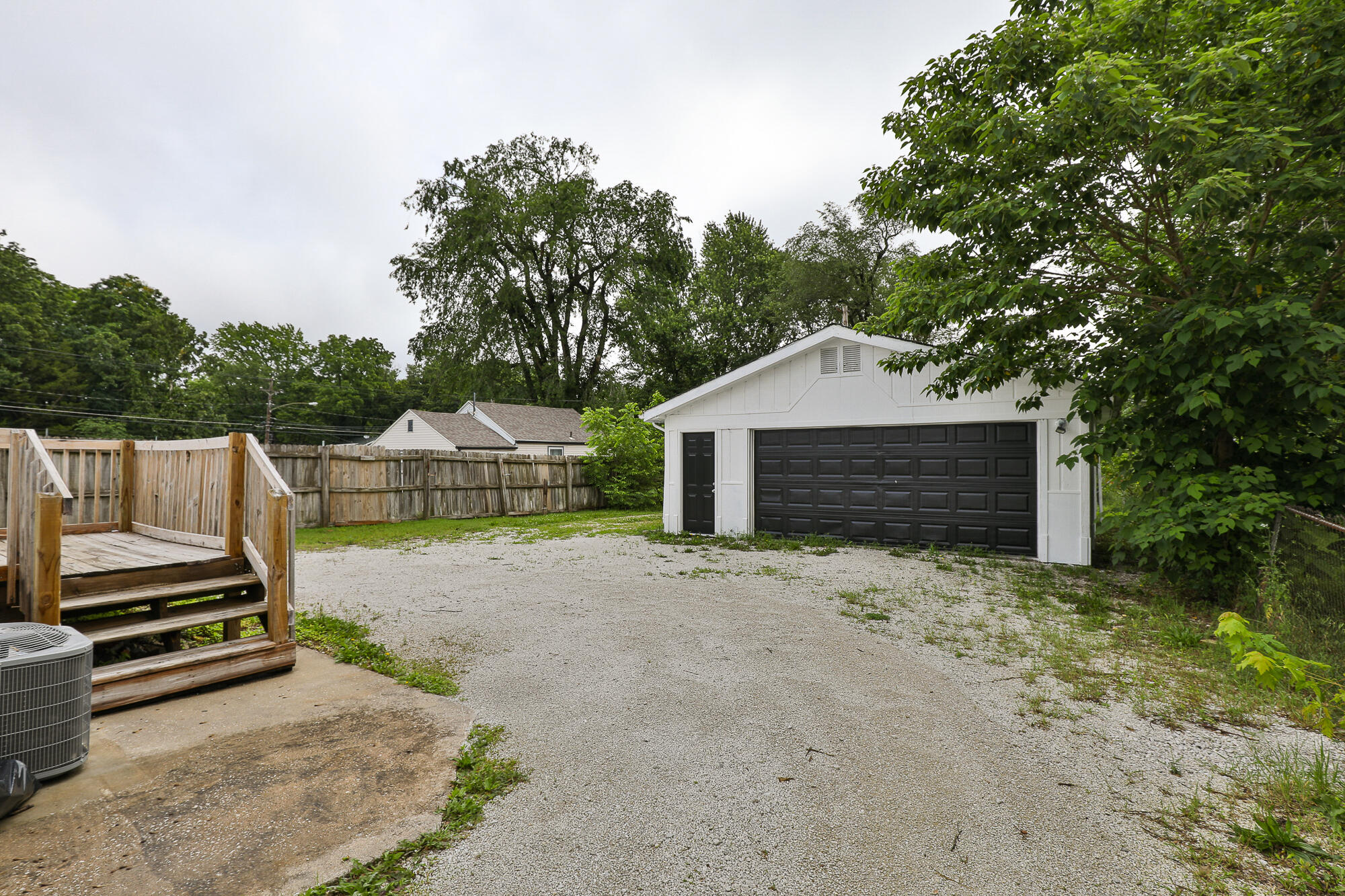 2148 North Grant Avenue Property Photo 20