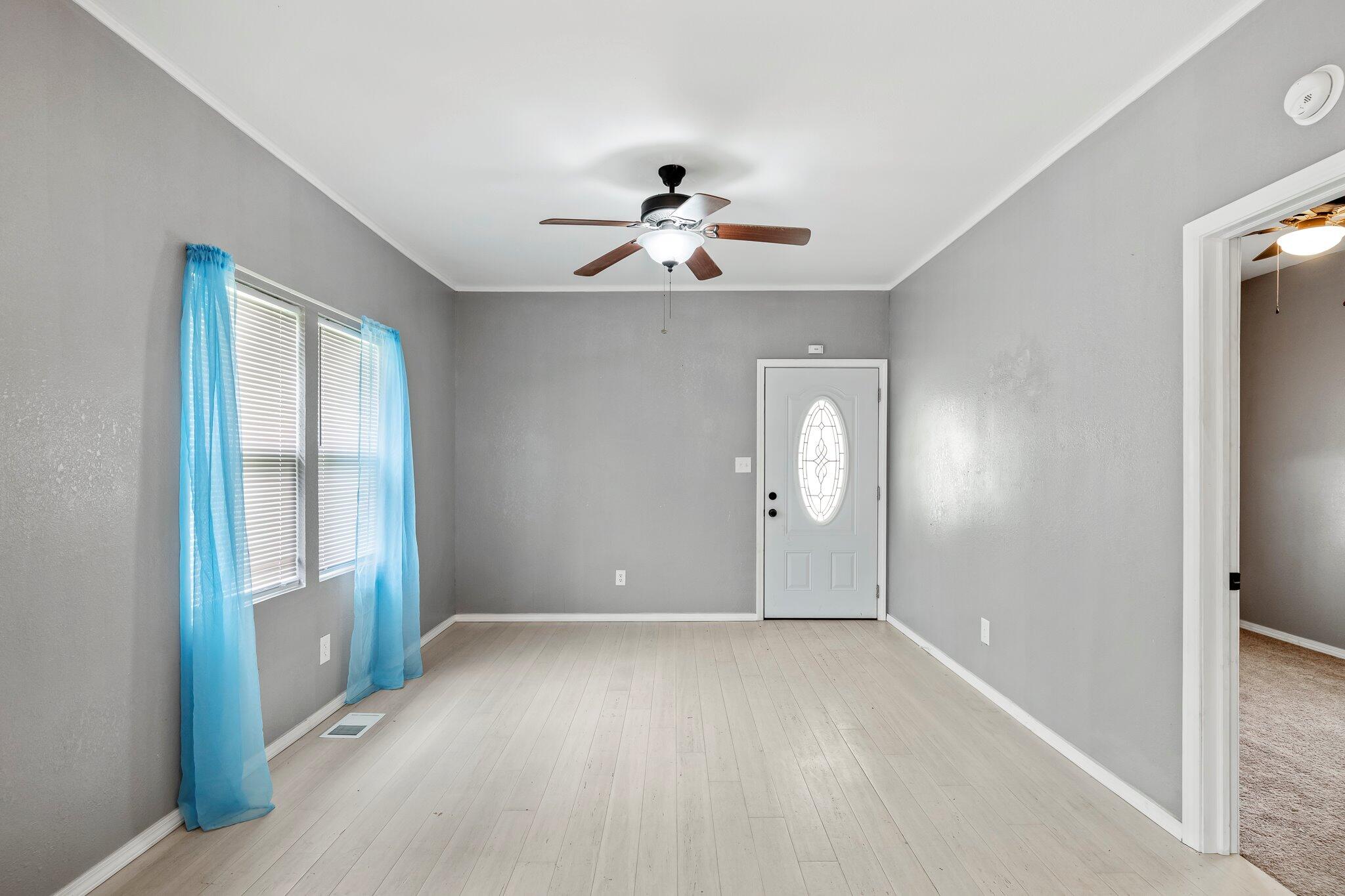 318 West Olive Street Property Photo 6