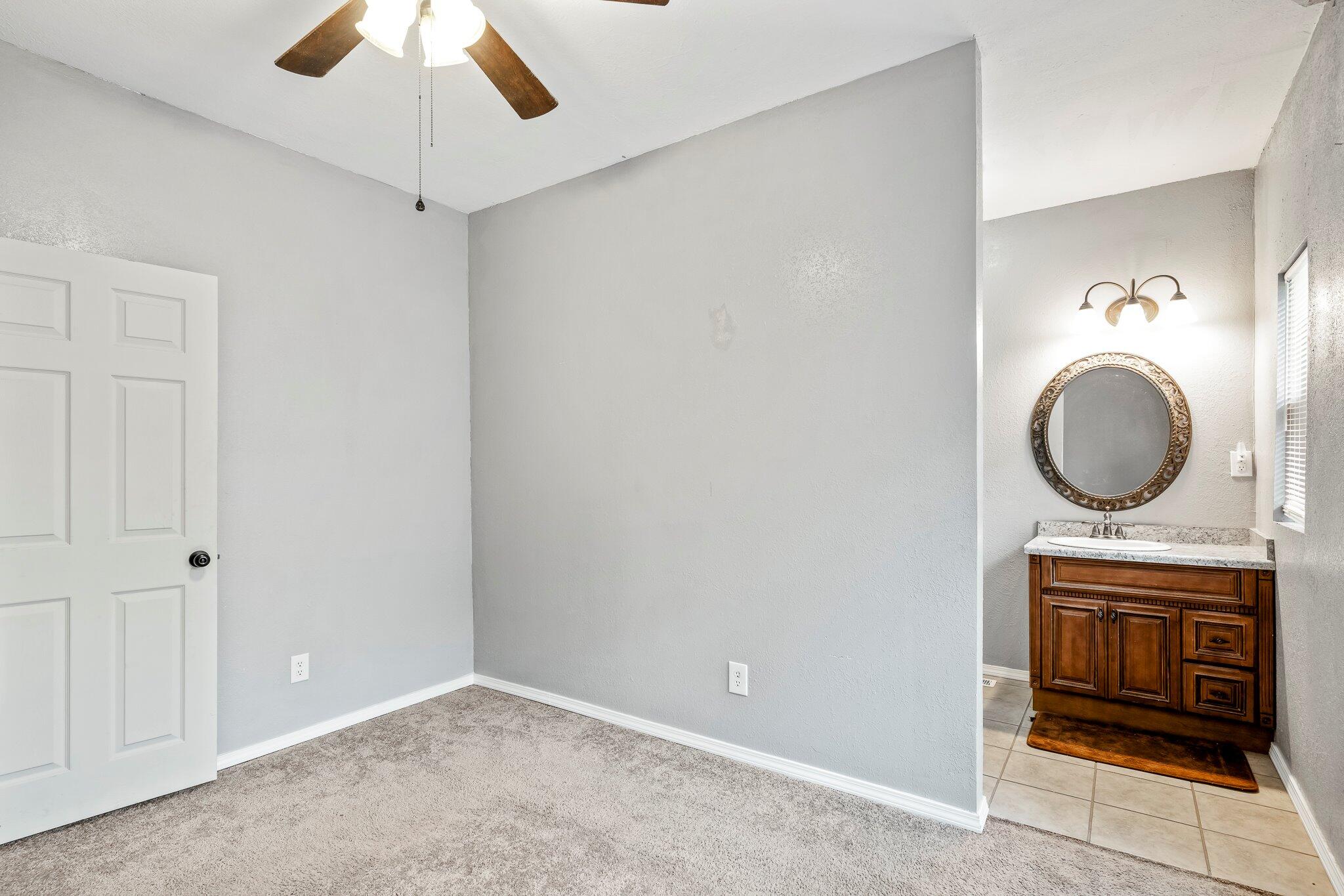 318 West Olive Street Property Photo 19
