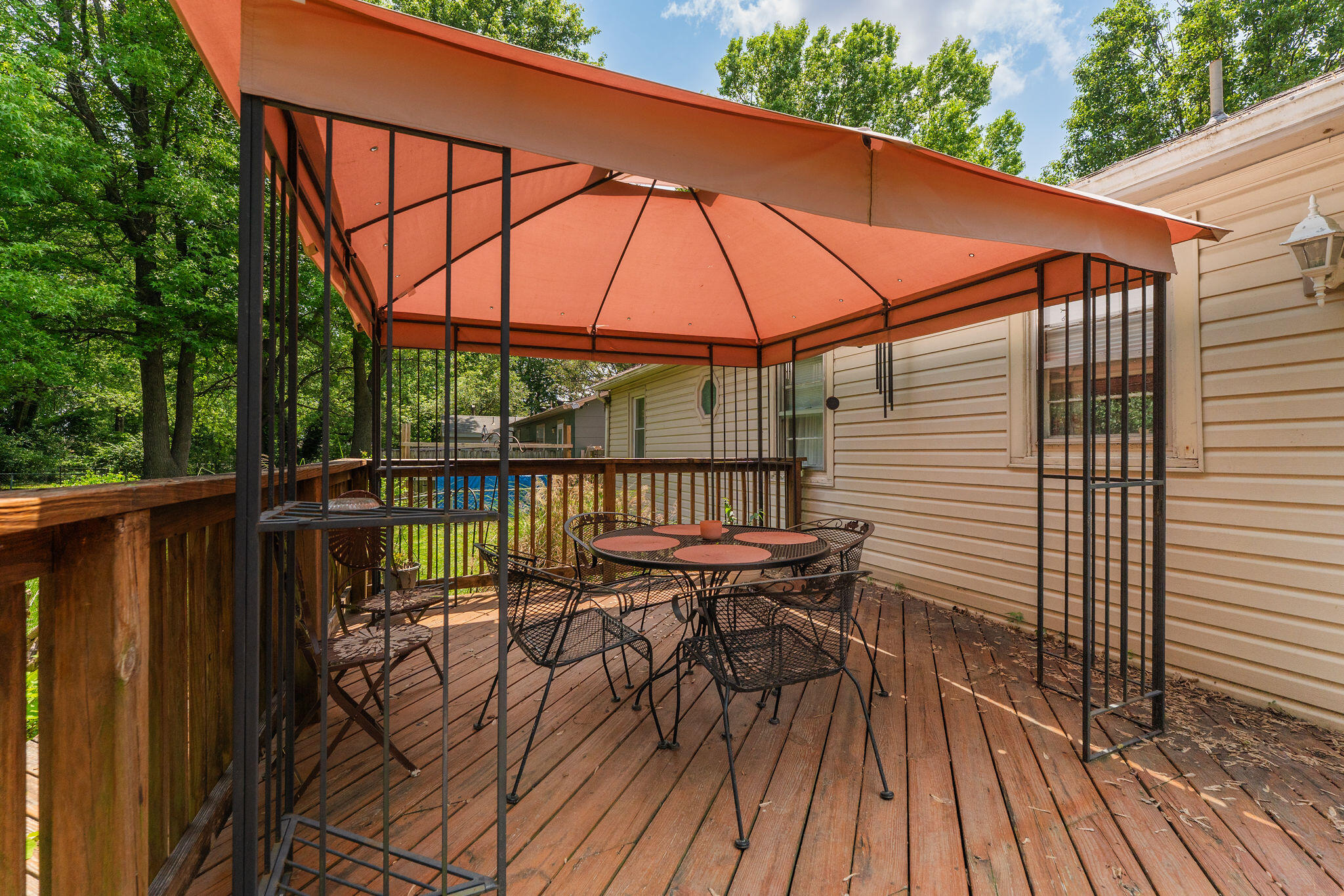 2140 North Crutcher Avenue Property Photo 18