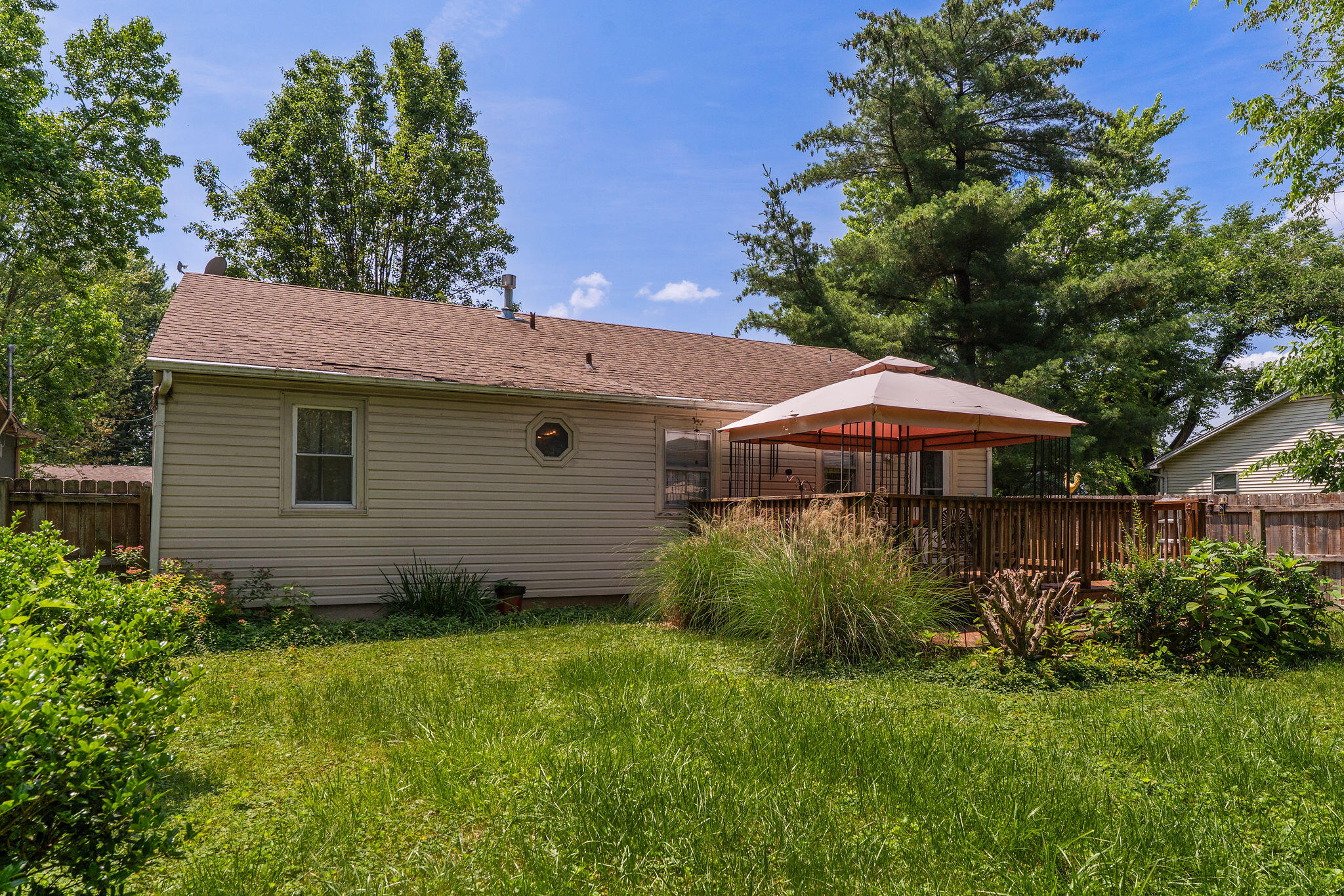 2140 North Crutcher Avenue Property Photo 19