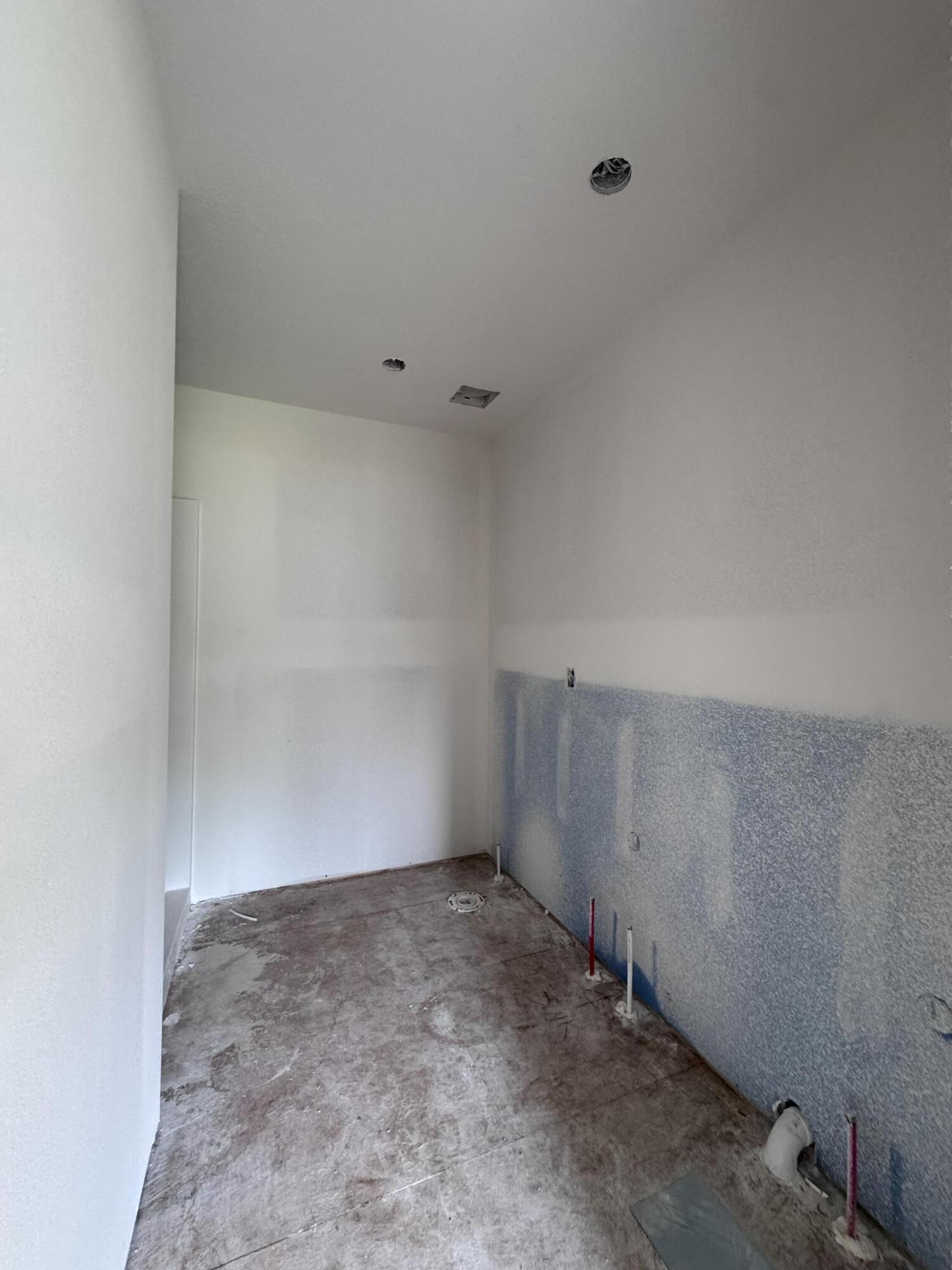 356 North Oak Avenue Property Photo 7