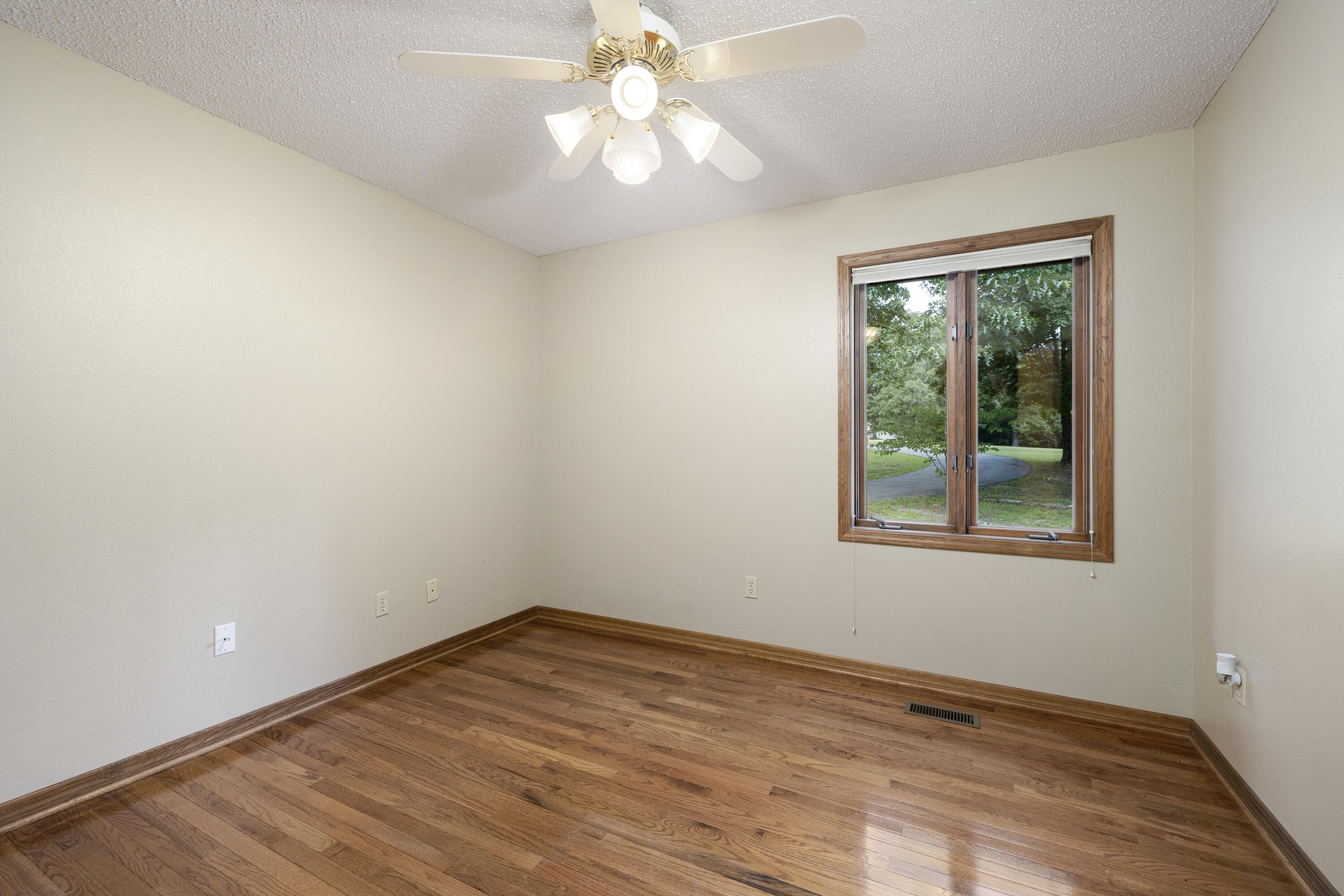 161 Candlewood Lane Property Photo 27