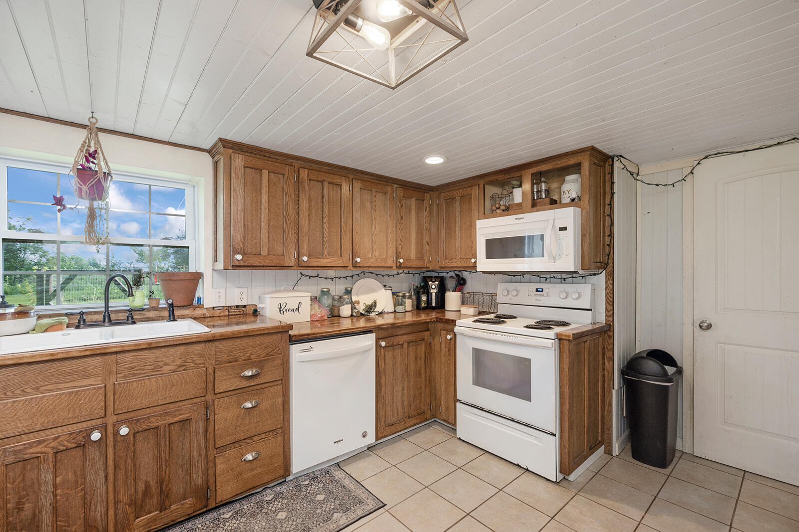 214 Rudolph Street Property Photo 16