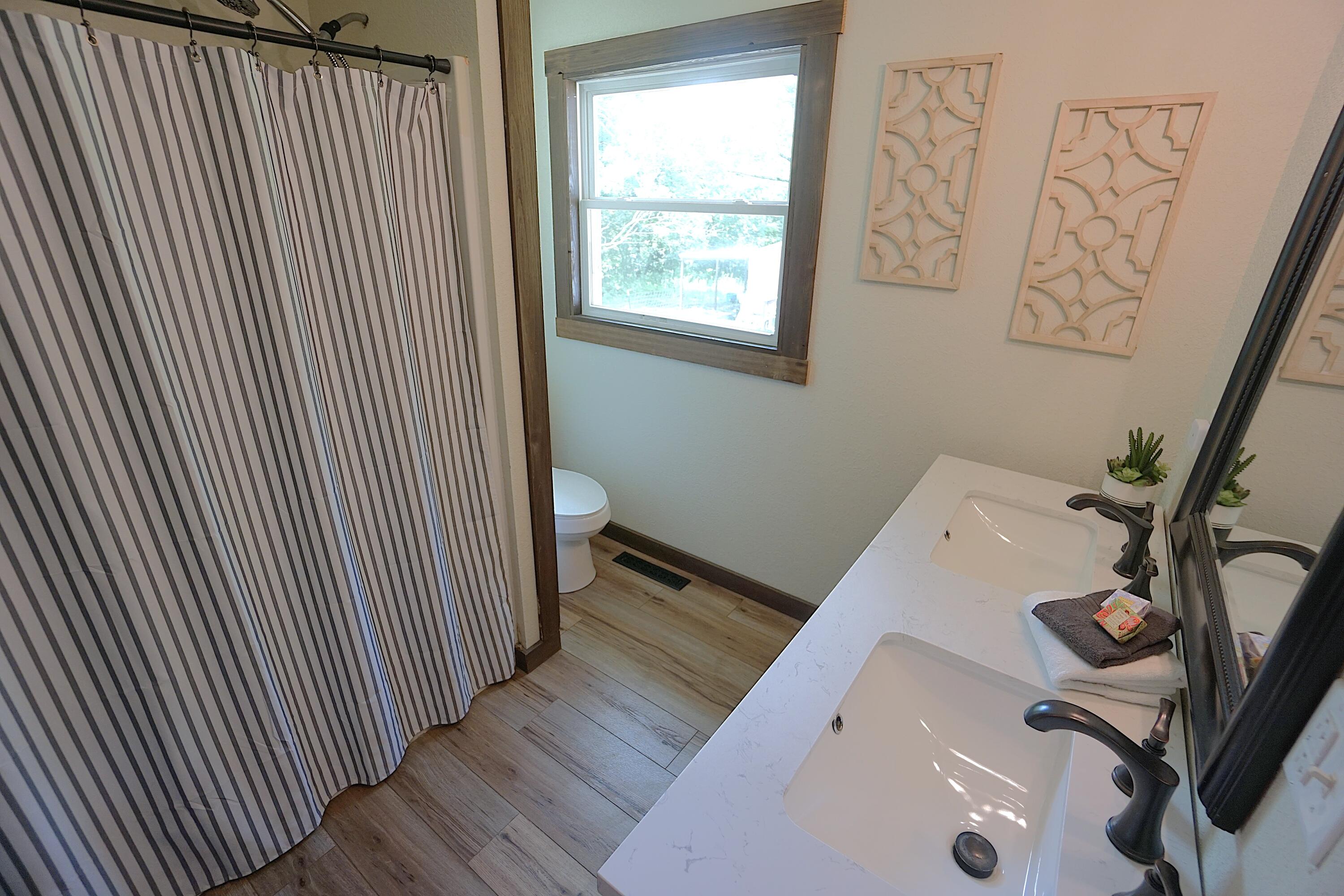 20770 State Highway 76 Property Photo 21